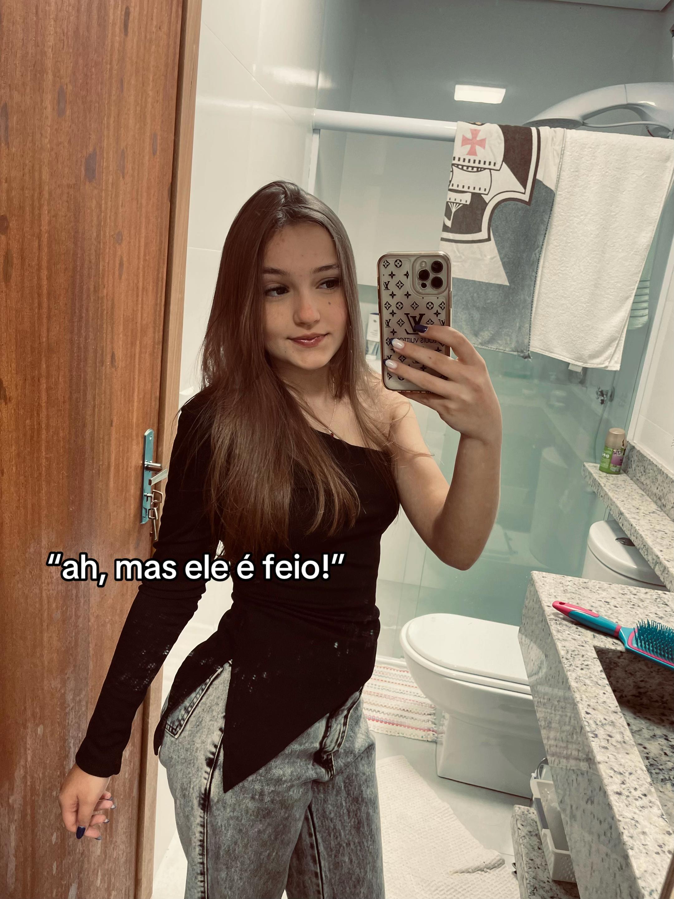 @karoll