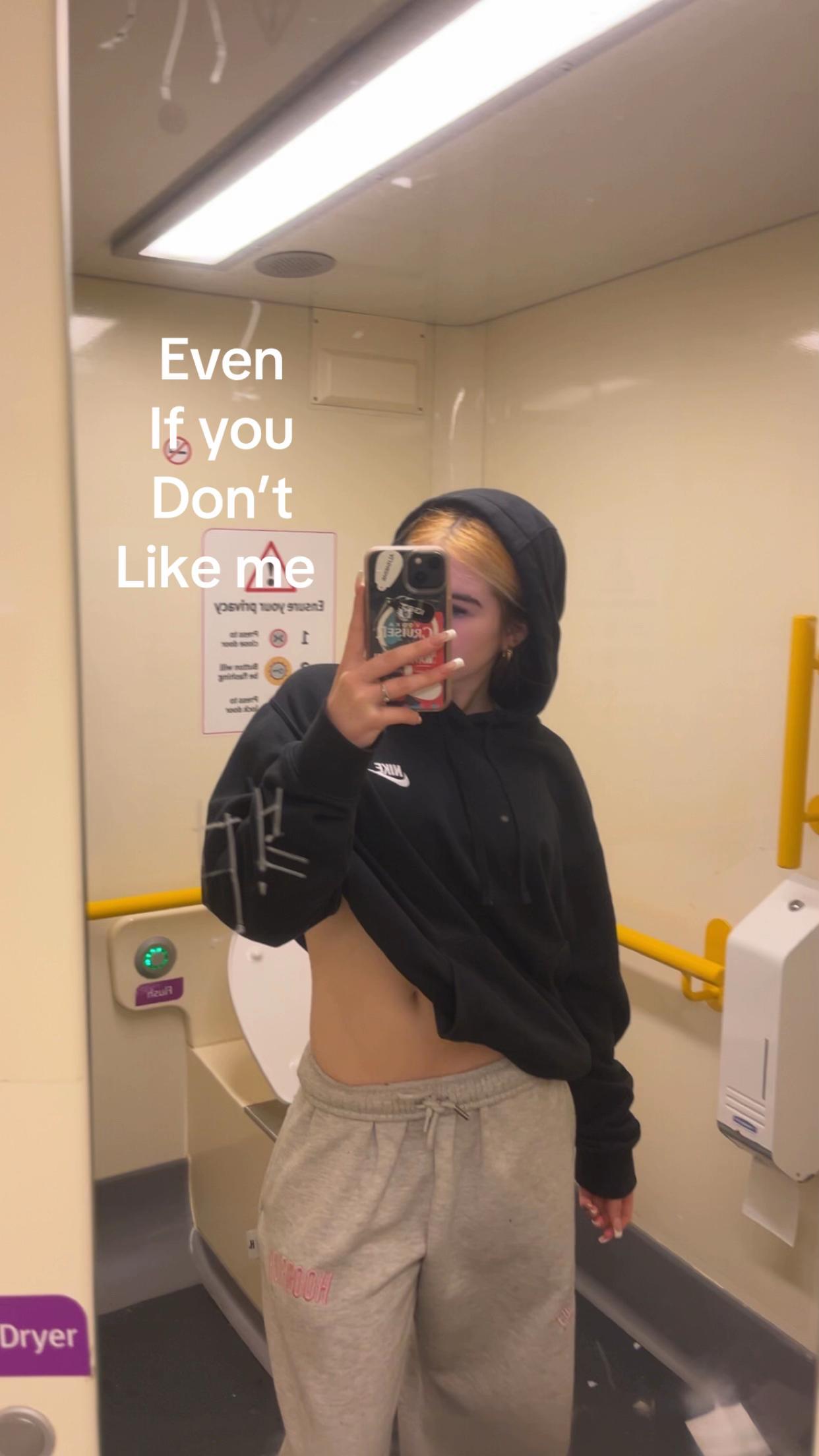 @stoner_dollxo