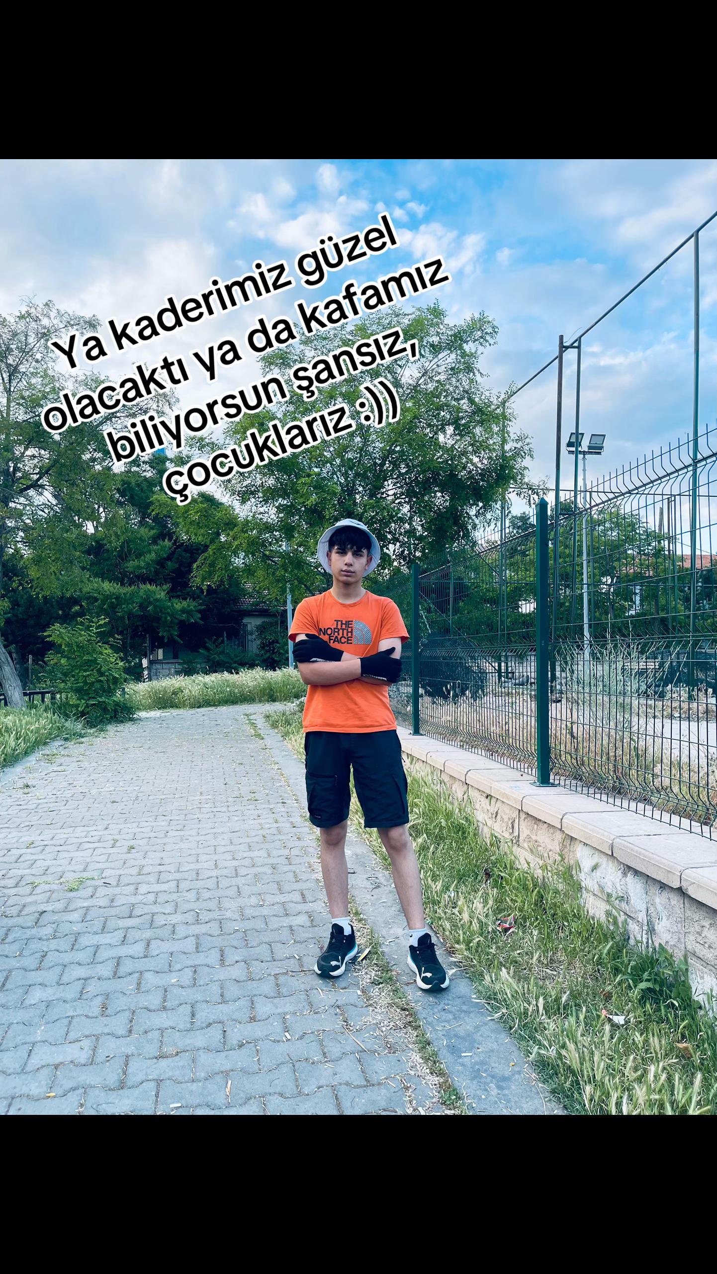 @𝚉𝘢𝓏𝖺