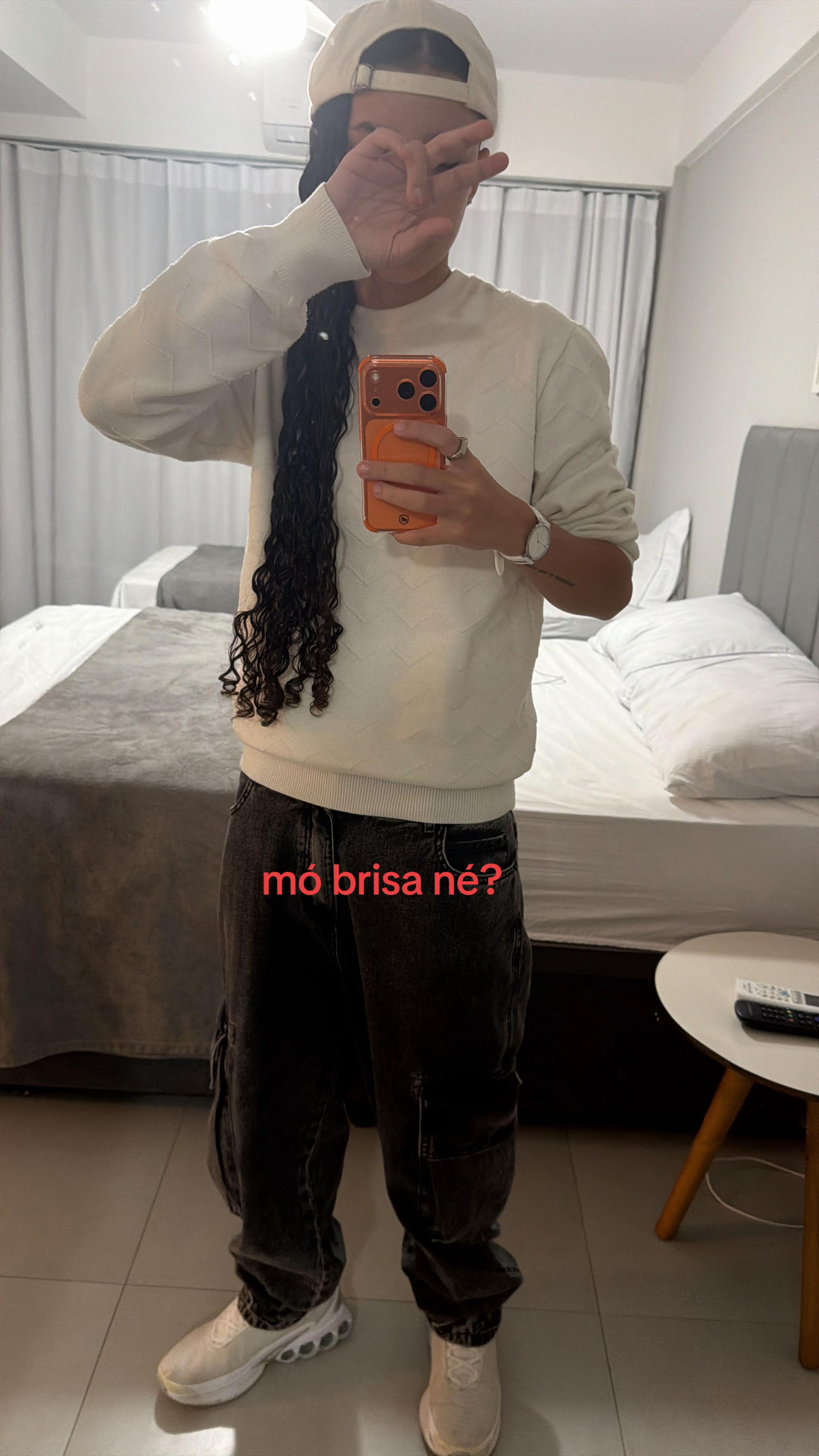 @juliabjj