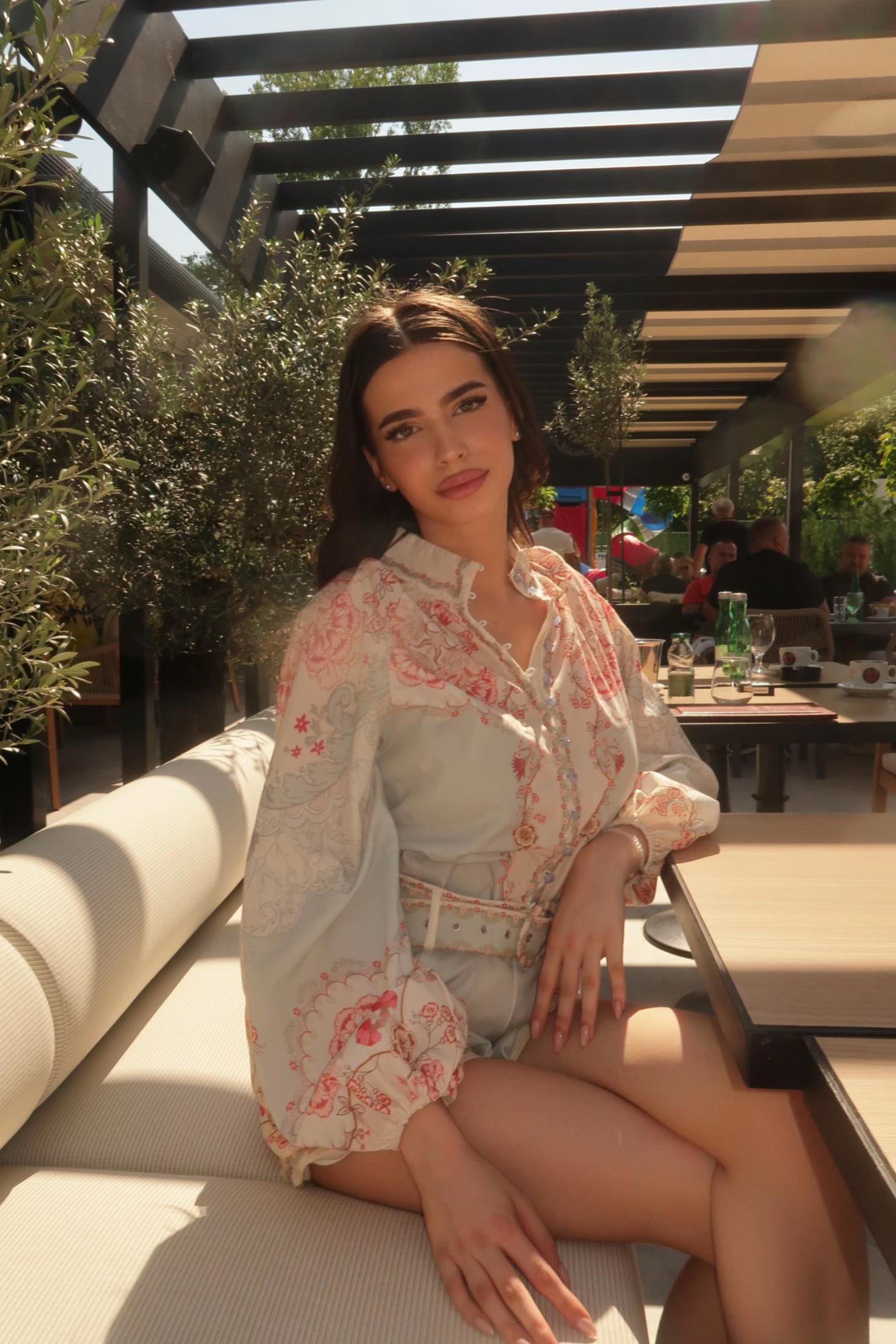 @LARA