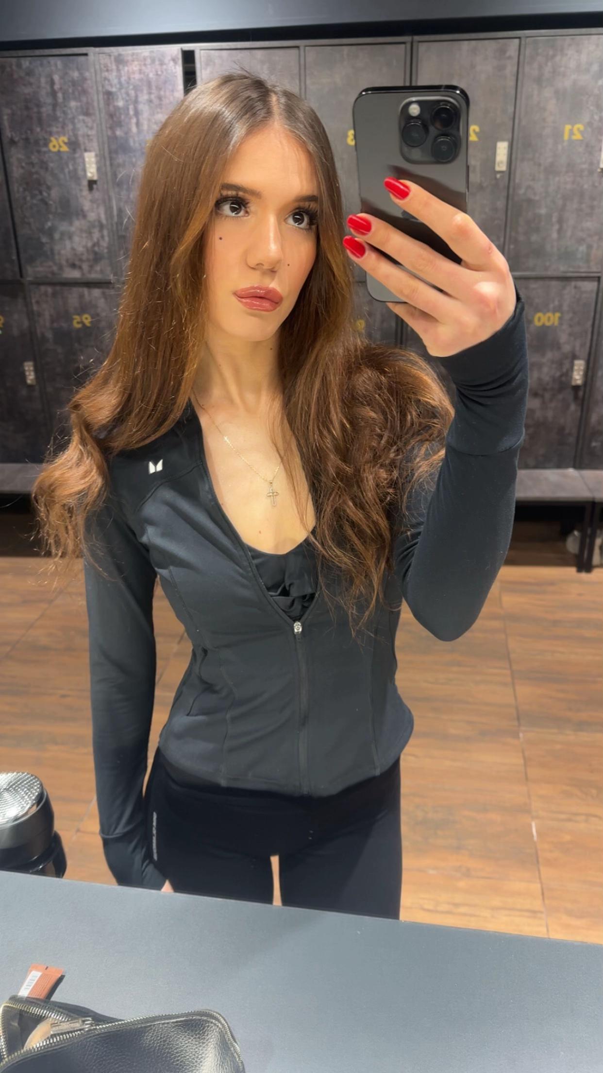 @pisicutasecretamiau