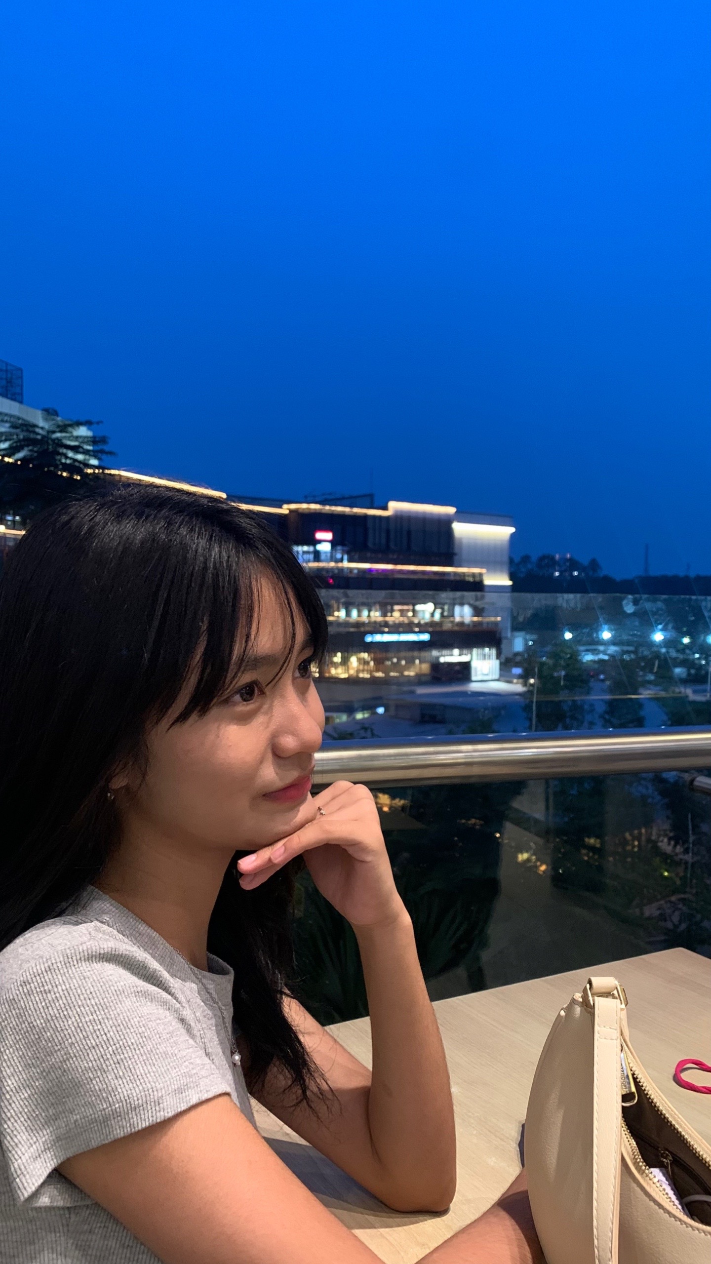 @auraa