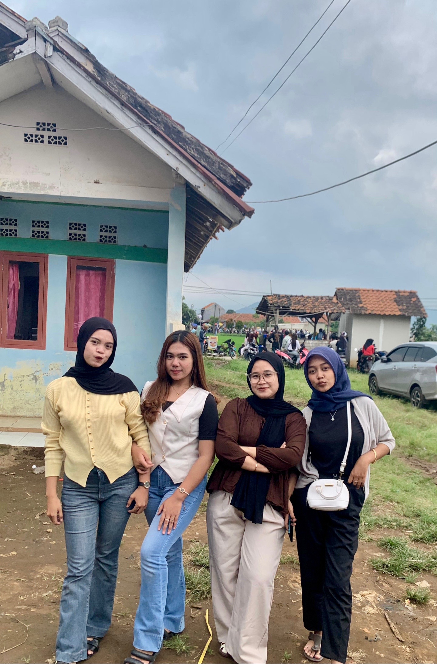 @AnggiAp