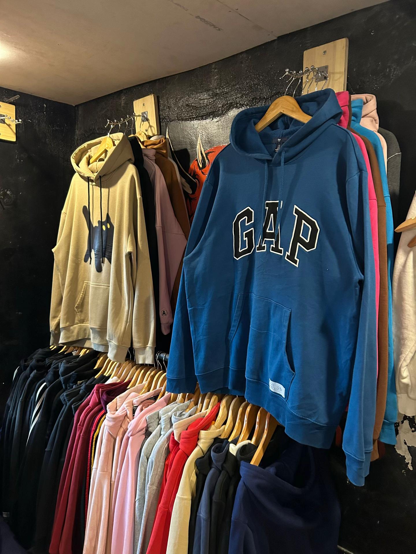 @KardingThriftShop