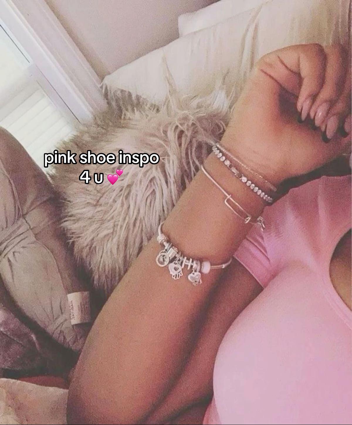 @𝒮.