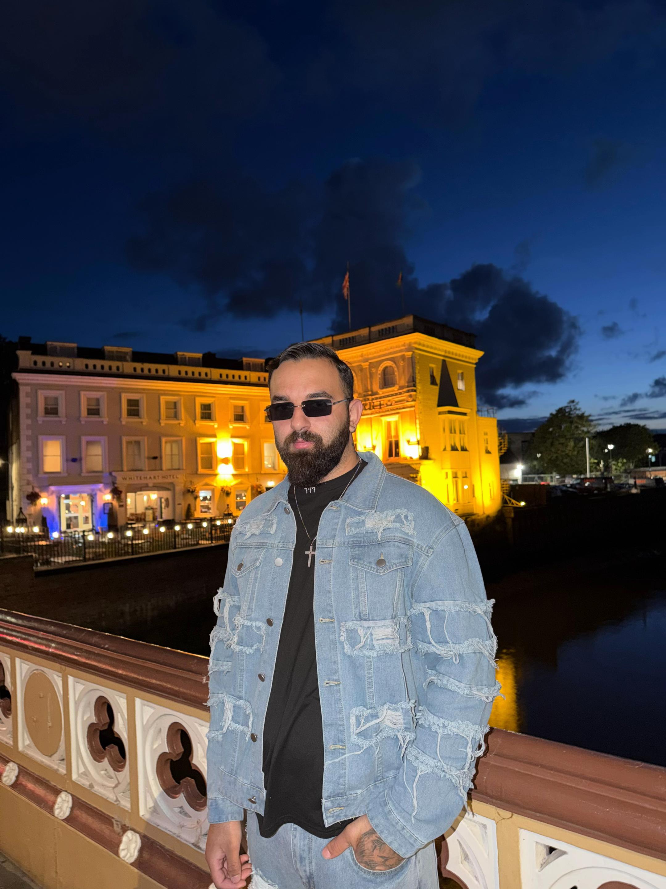 @⚡️🦁Георги🦁⚡️