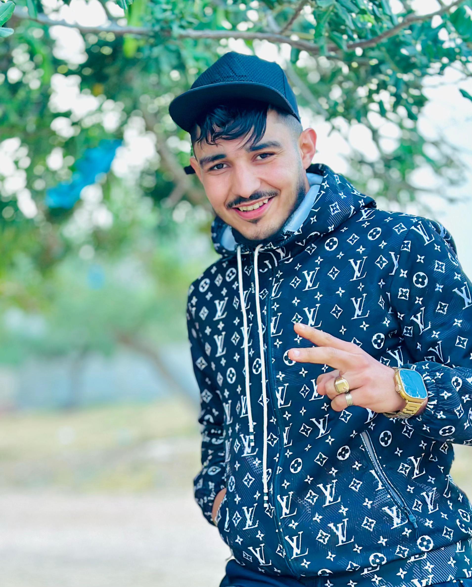 @👑قاسم أمين الزعيشي👑