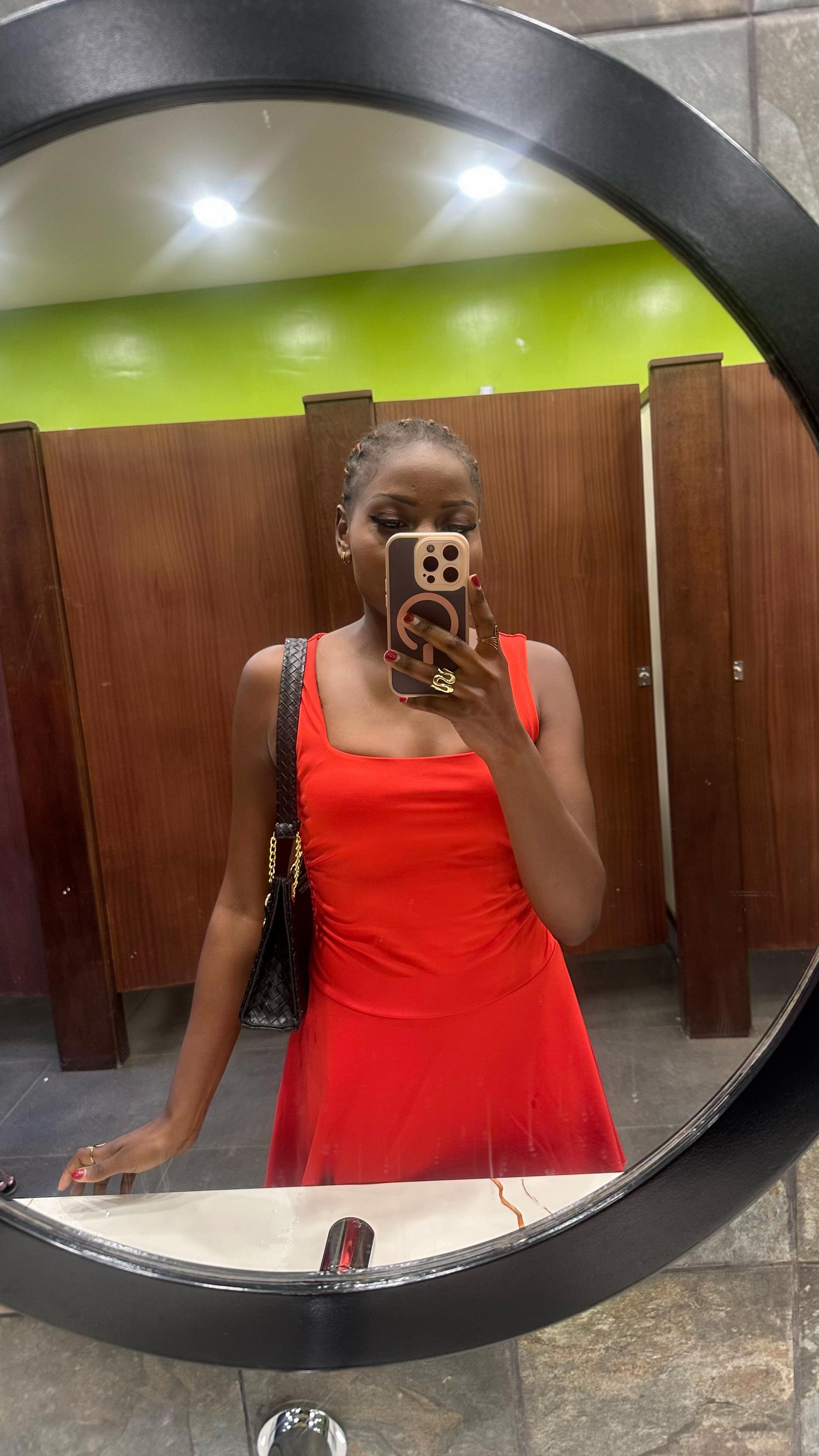 @_simplyfemale