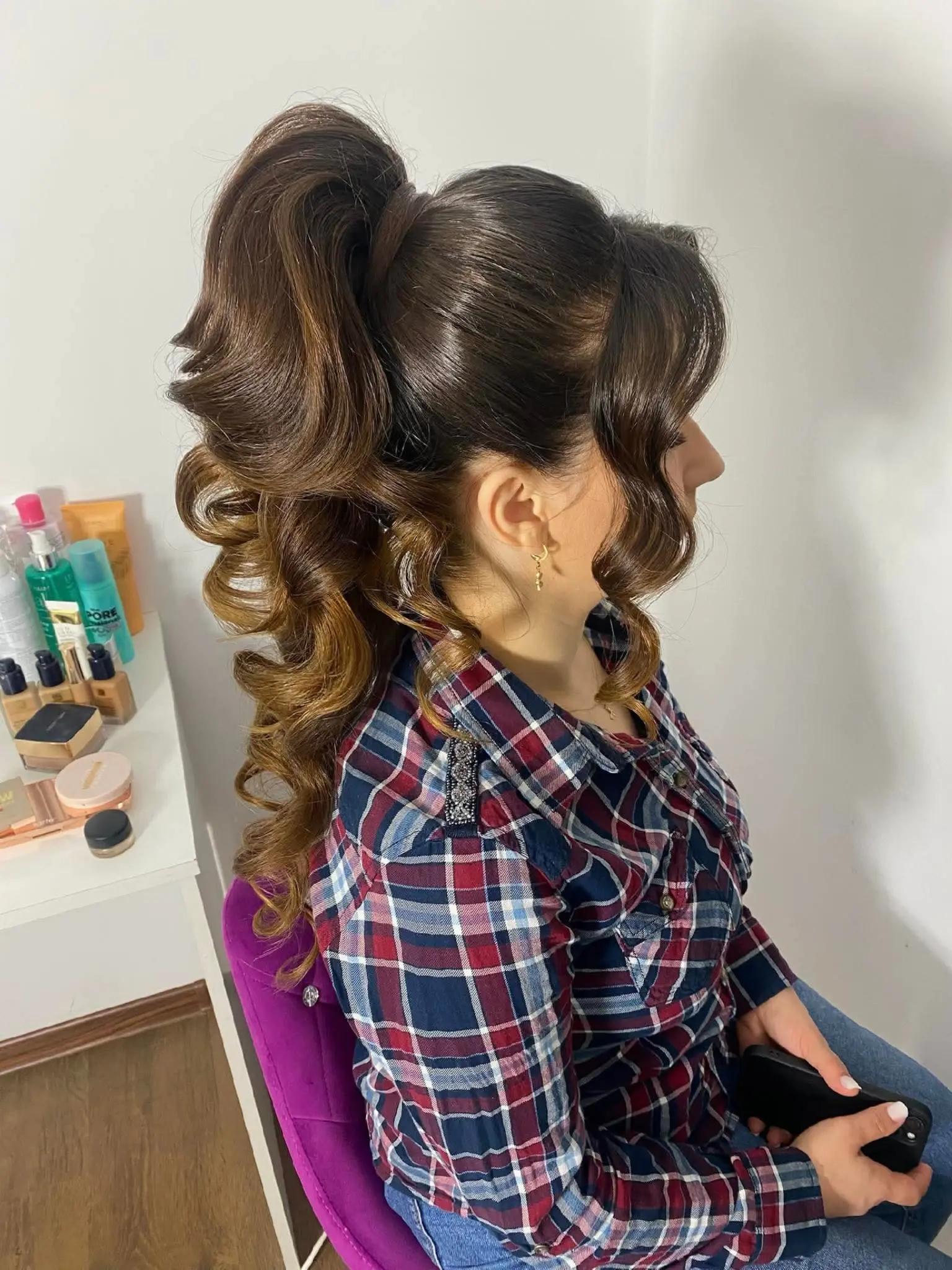 @Make up Elena