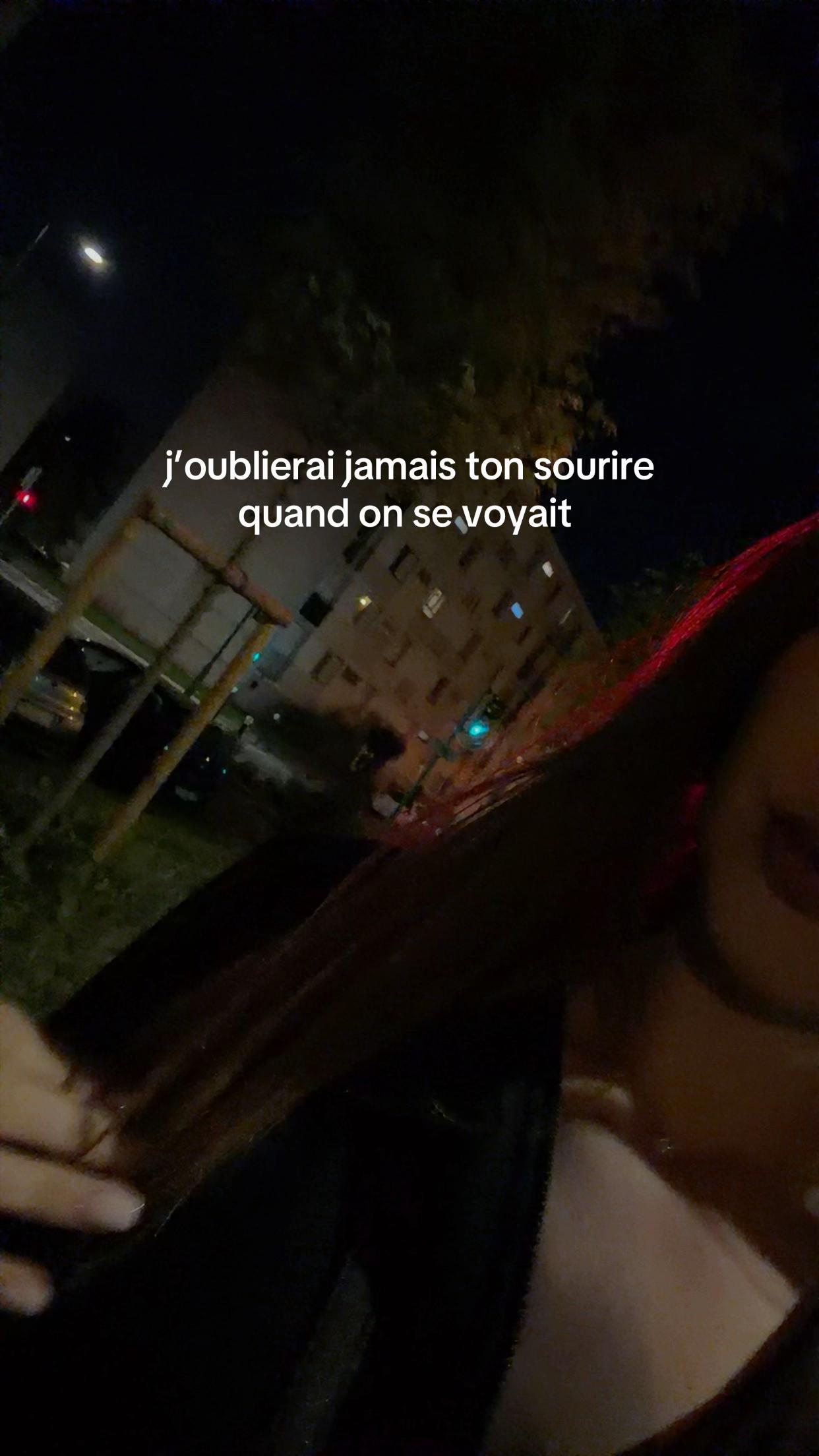 @𝟖