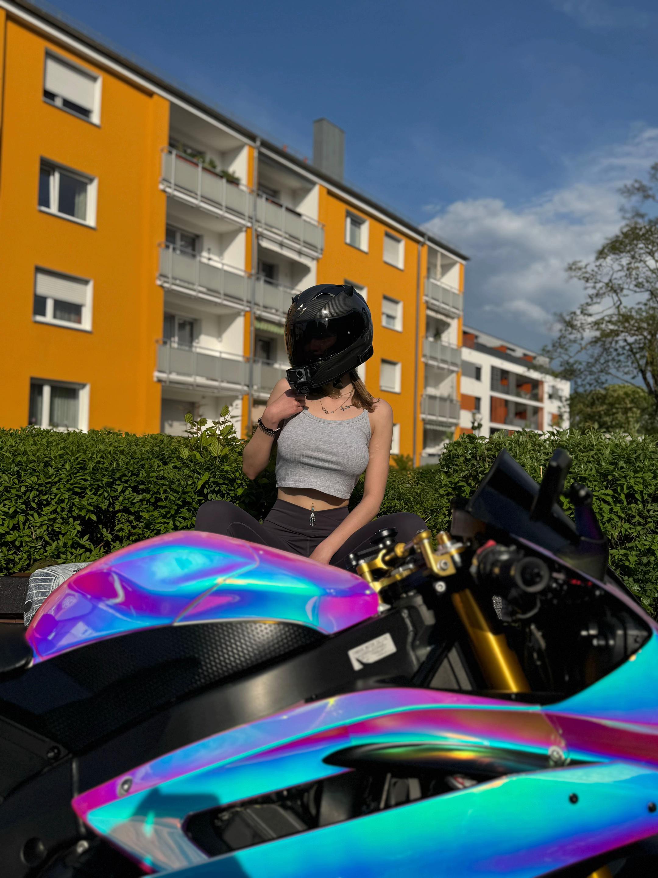 @bikes_bunny