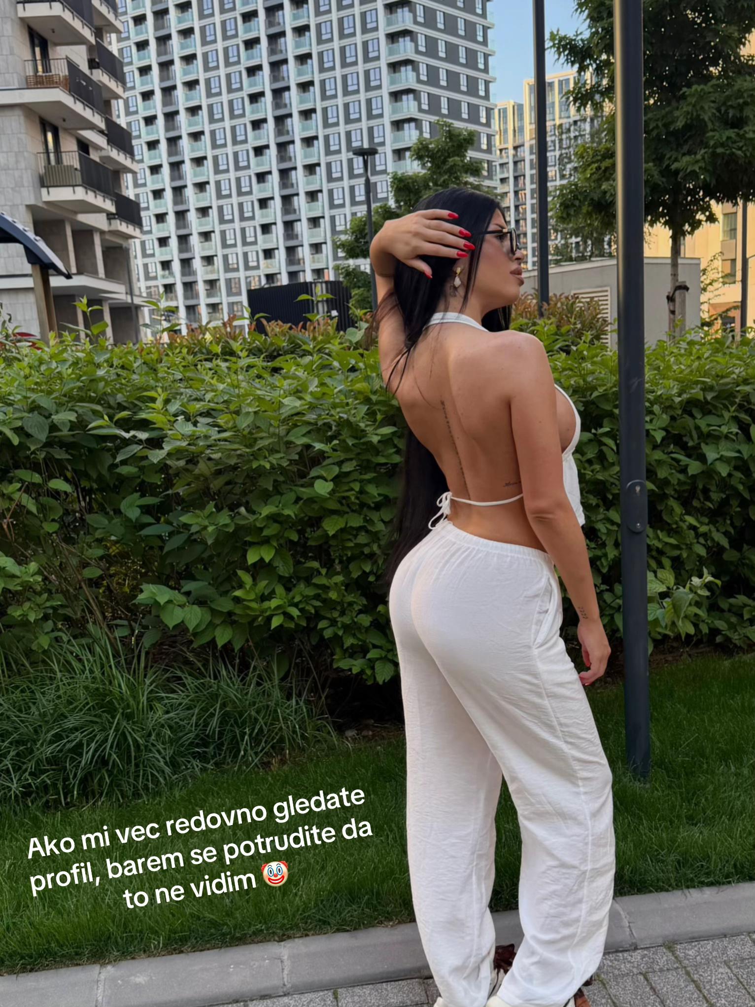 @Elena Pavlovic