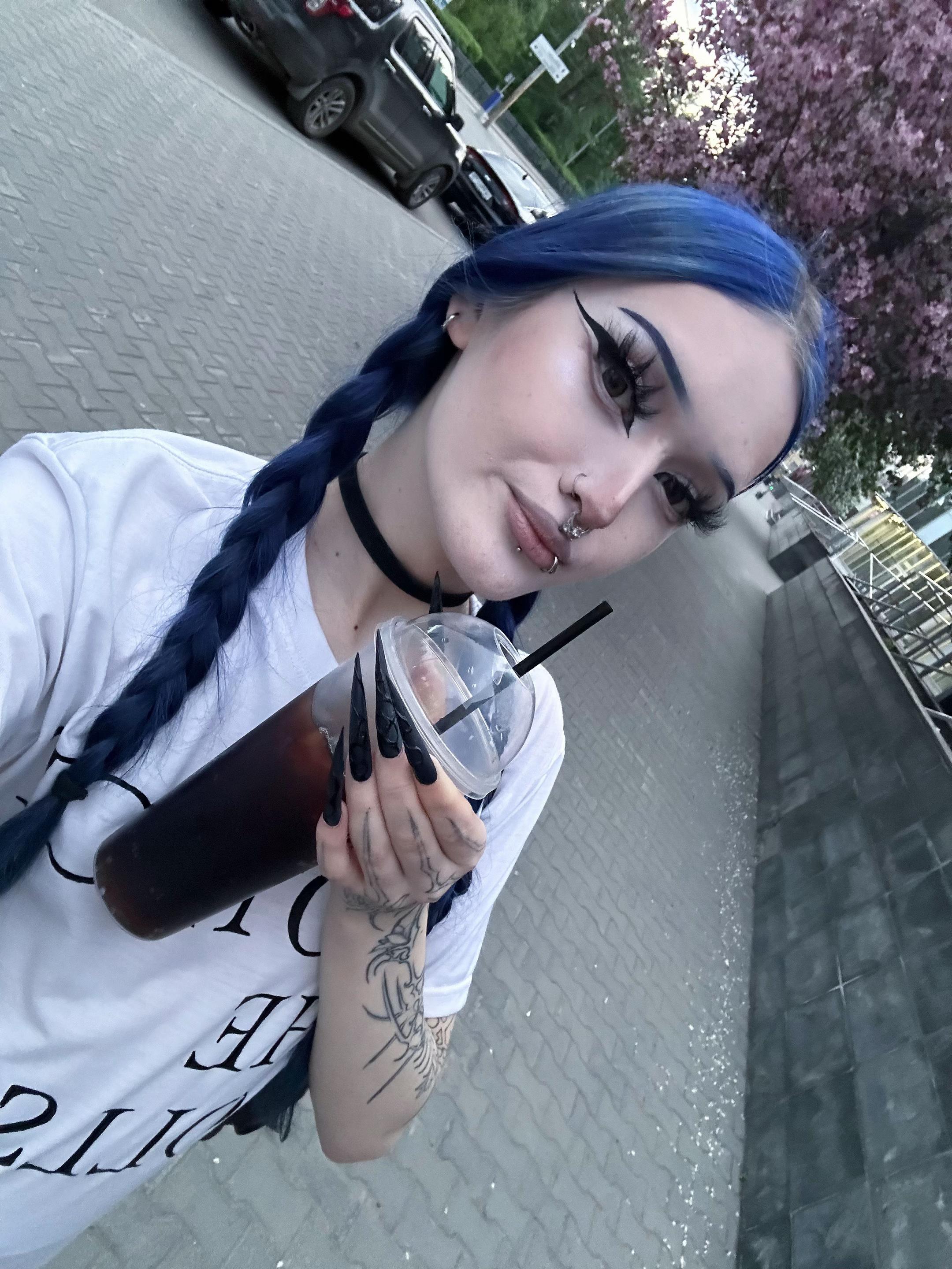 @мальвина