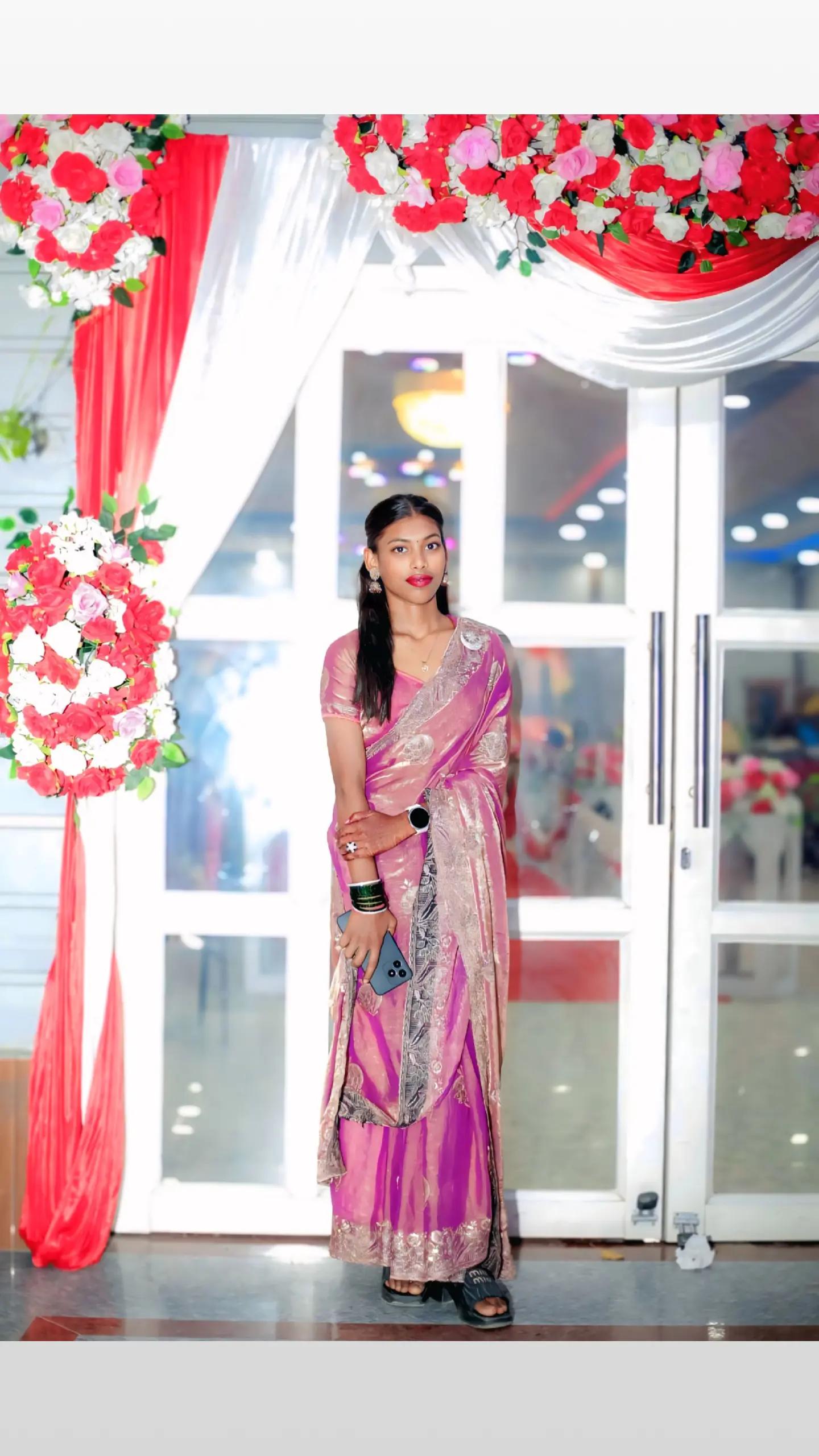 @Bhojpuri Queen 👰
