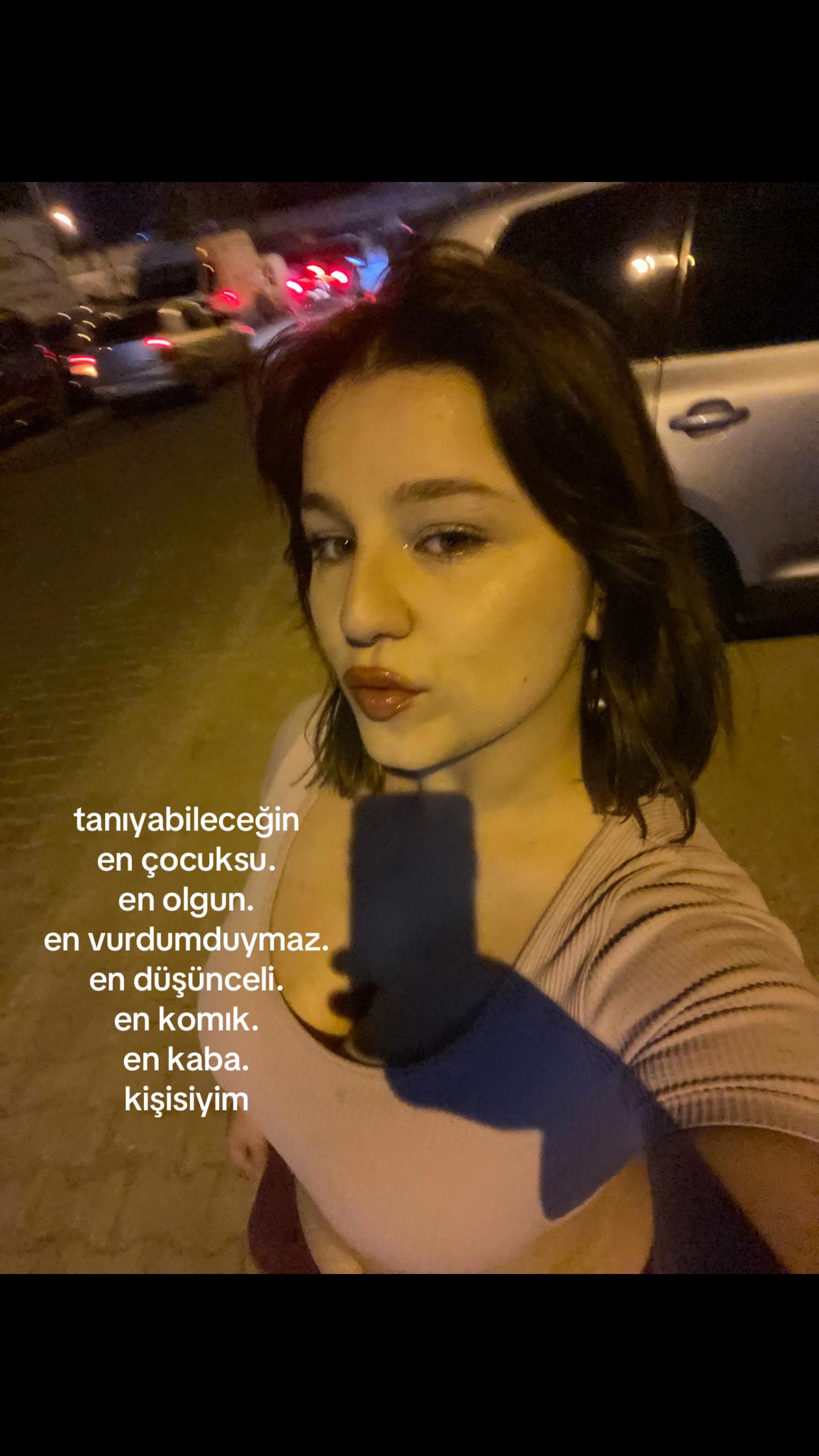 @Selena