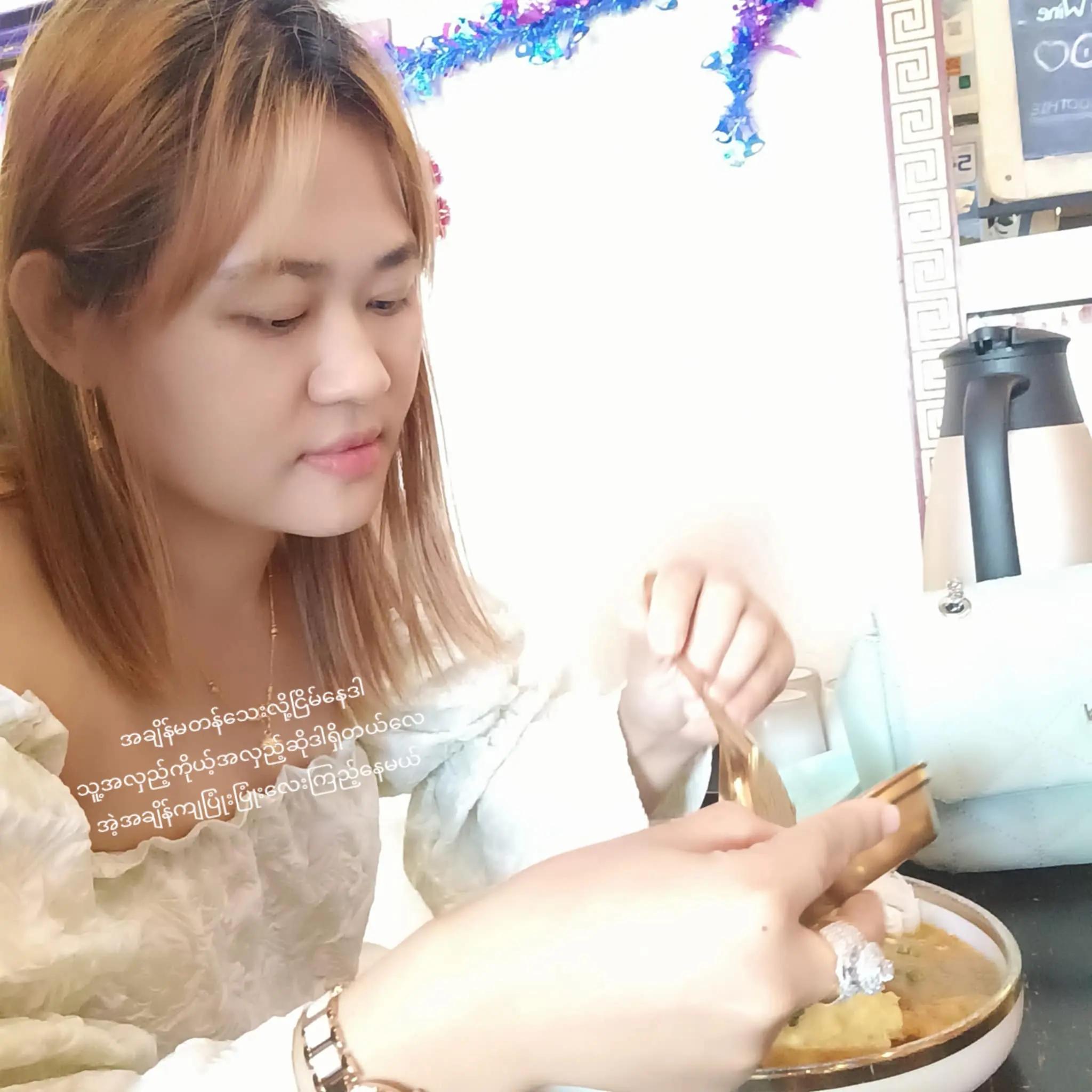 @Chit thet🫶