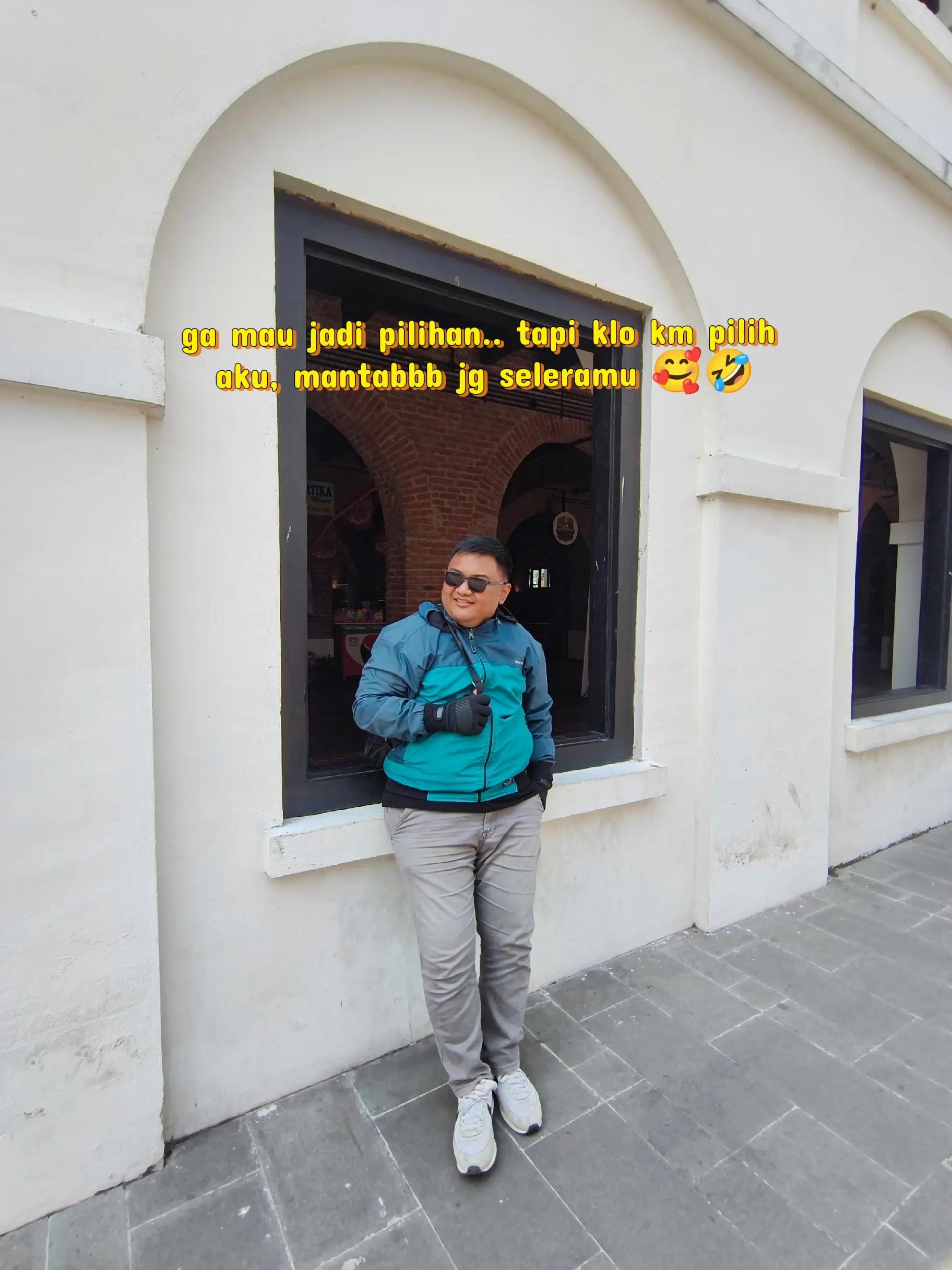 @Sebut saja R
