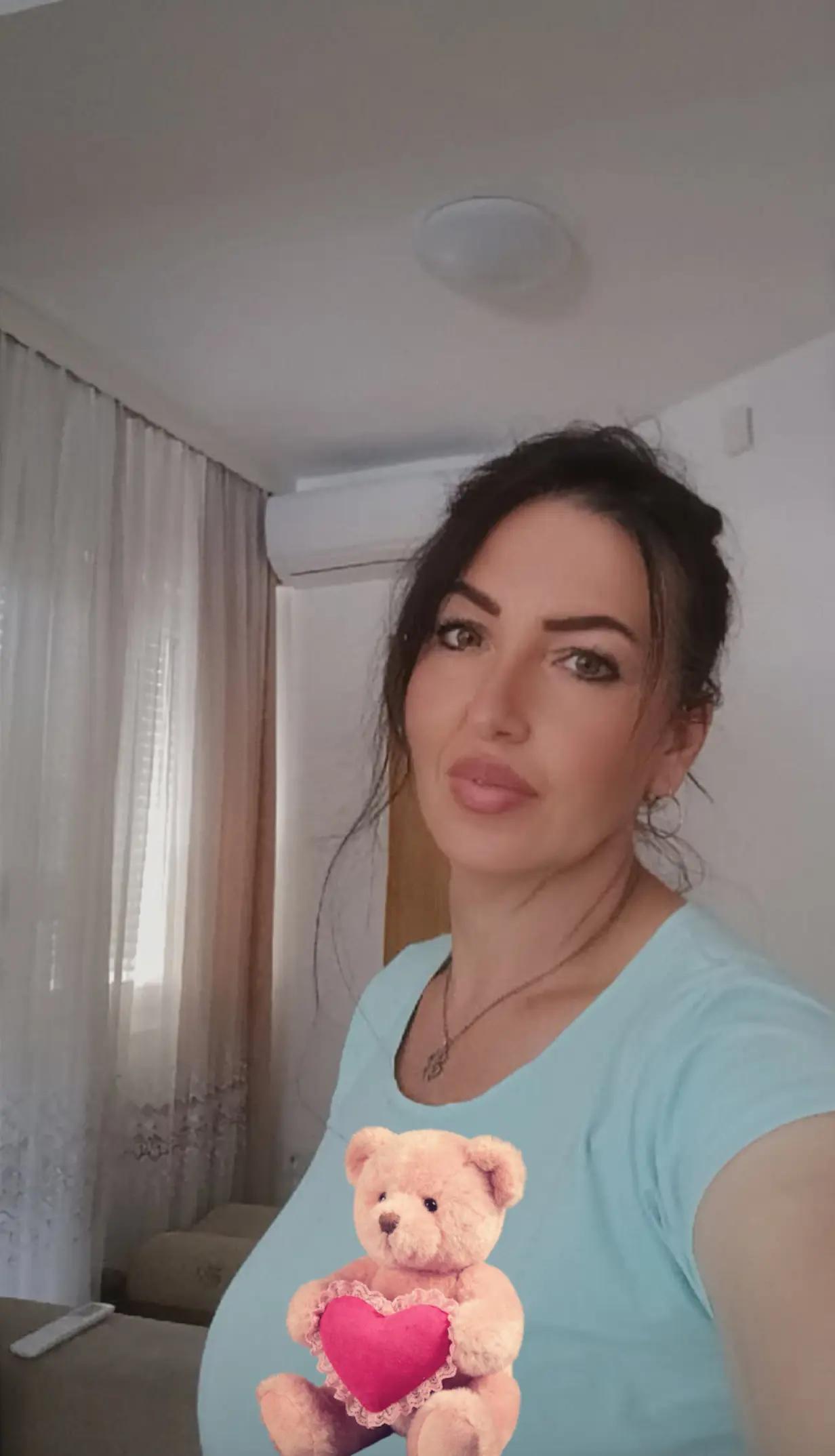 @Zlataa