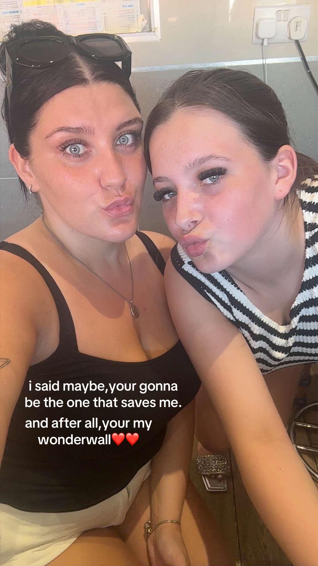 @Evie grace🥰