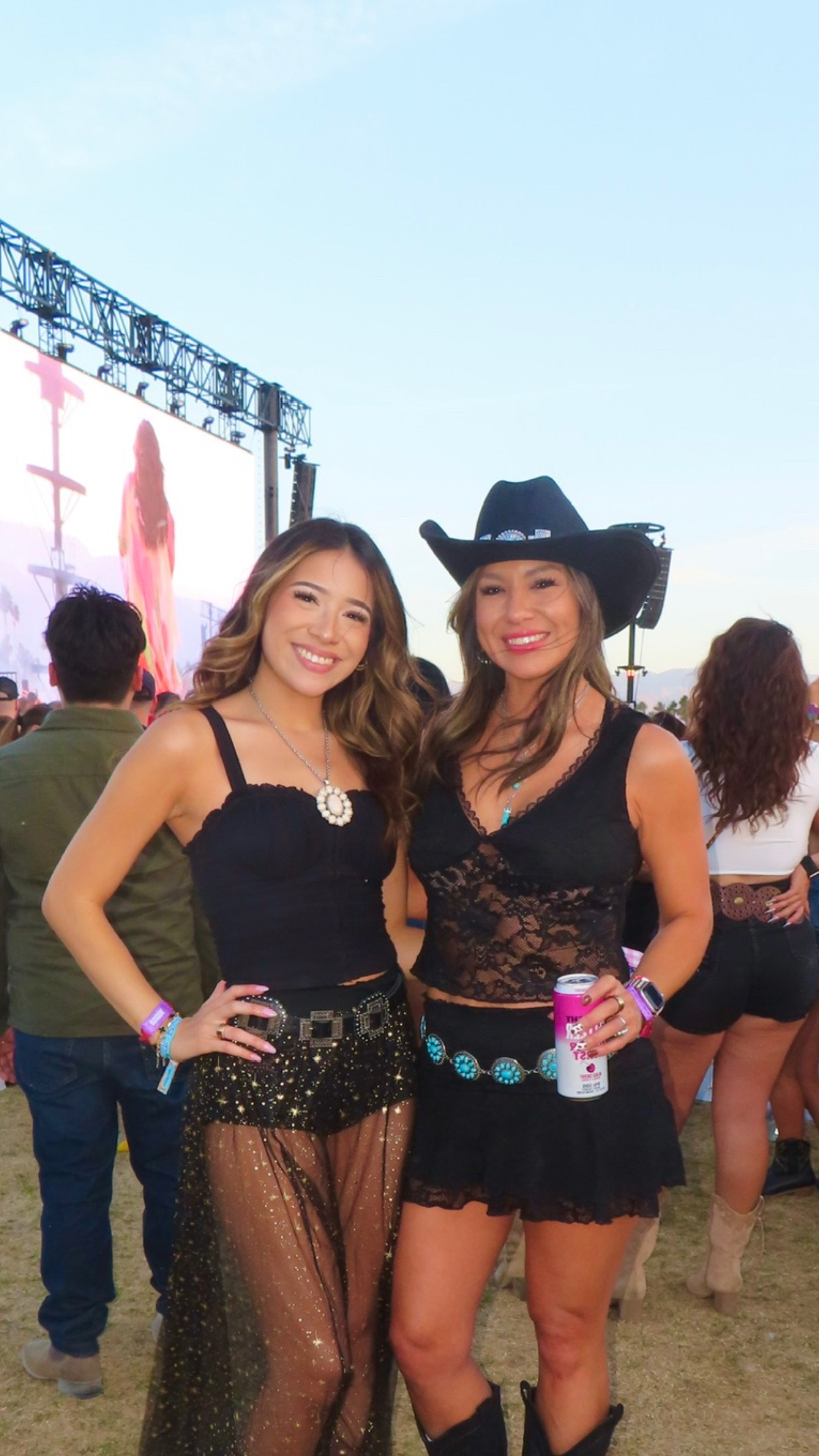 @Brooke caldera ❀