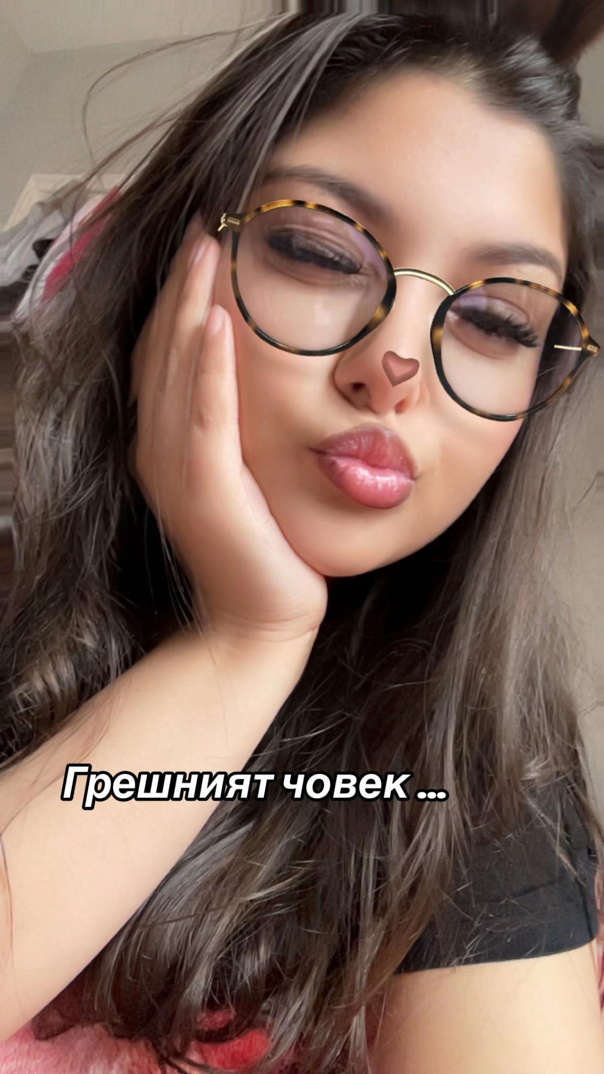 @🎭