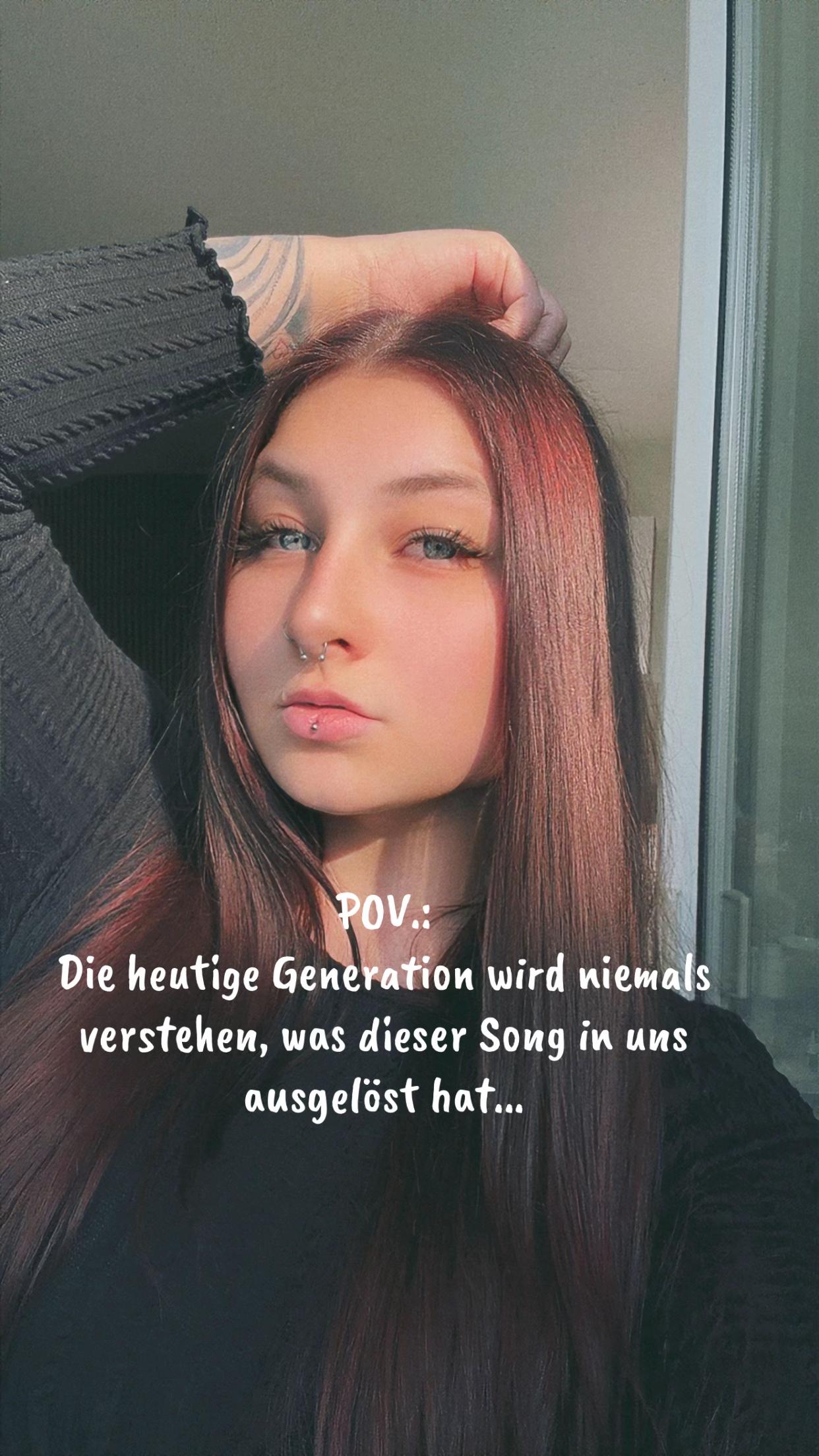 @Lisa_Wenzl😈