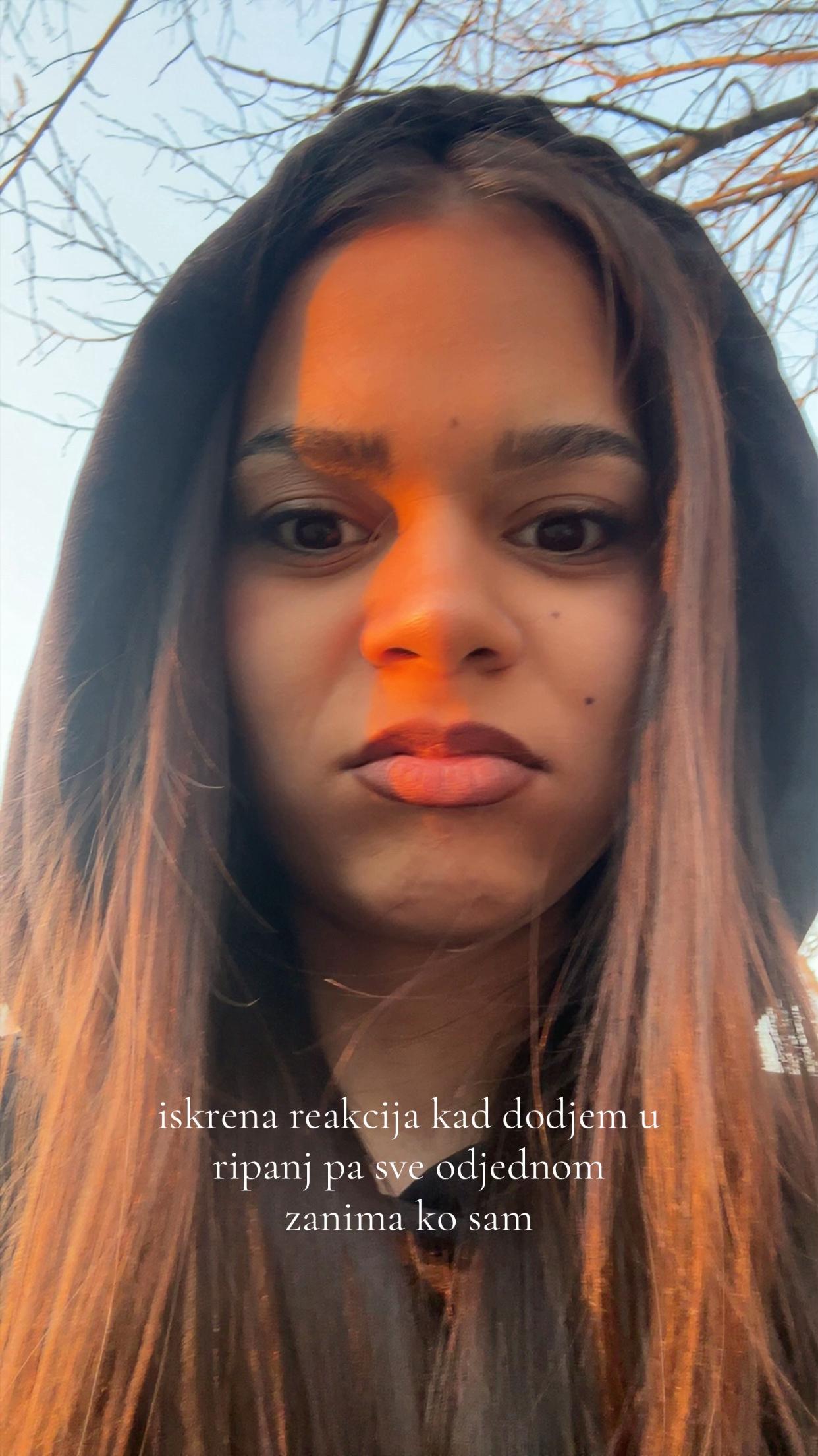 @vikelalalala