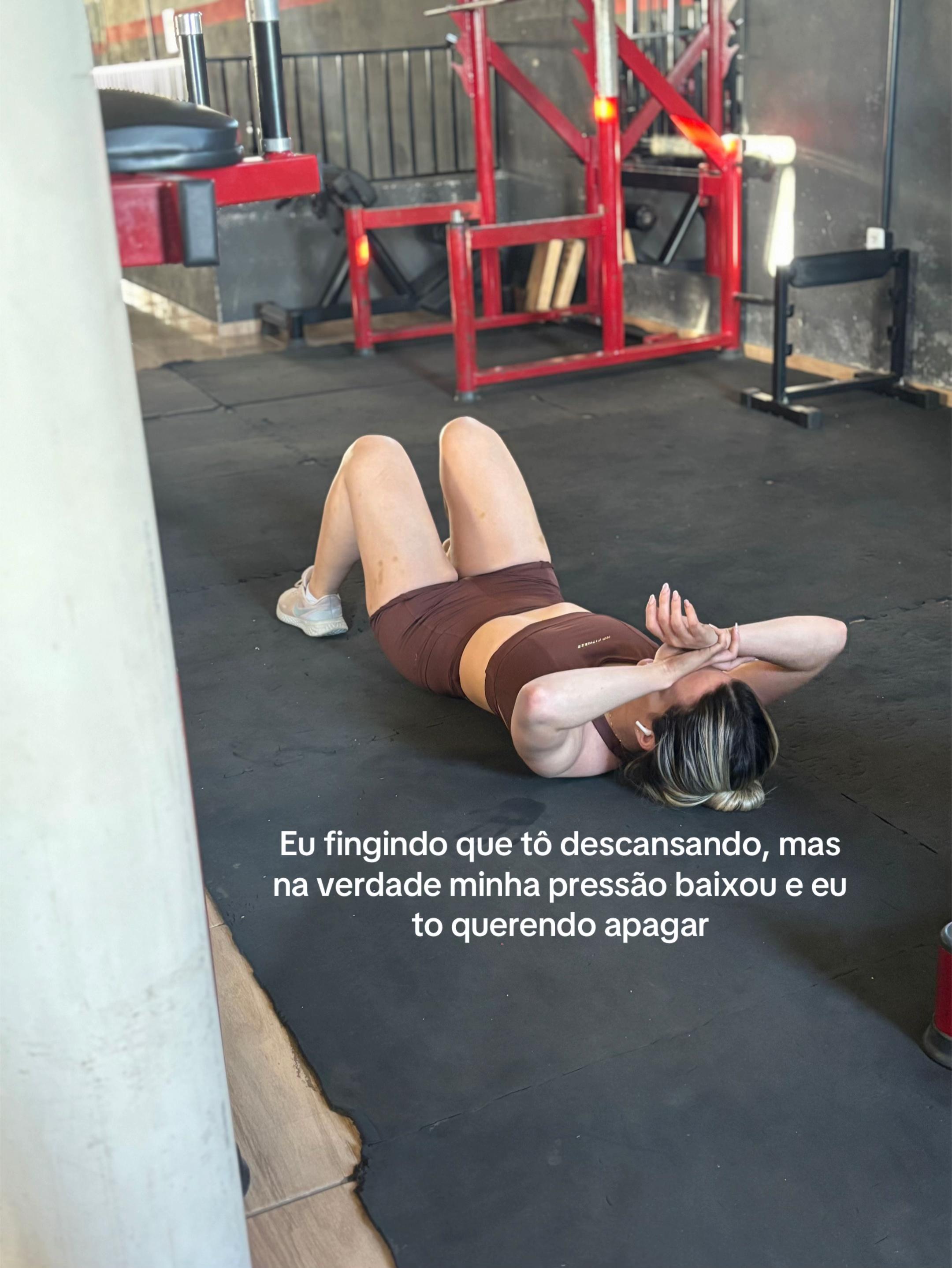 @Lívia Sales