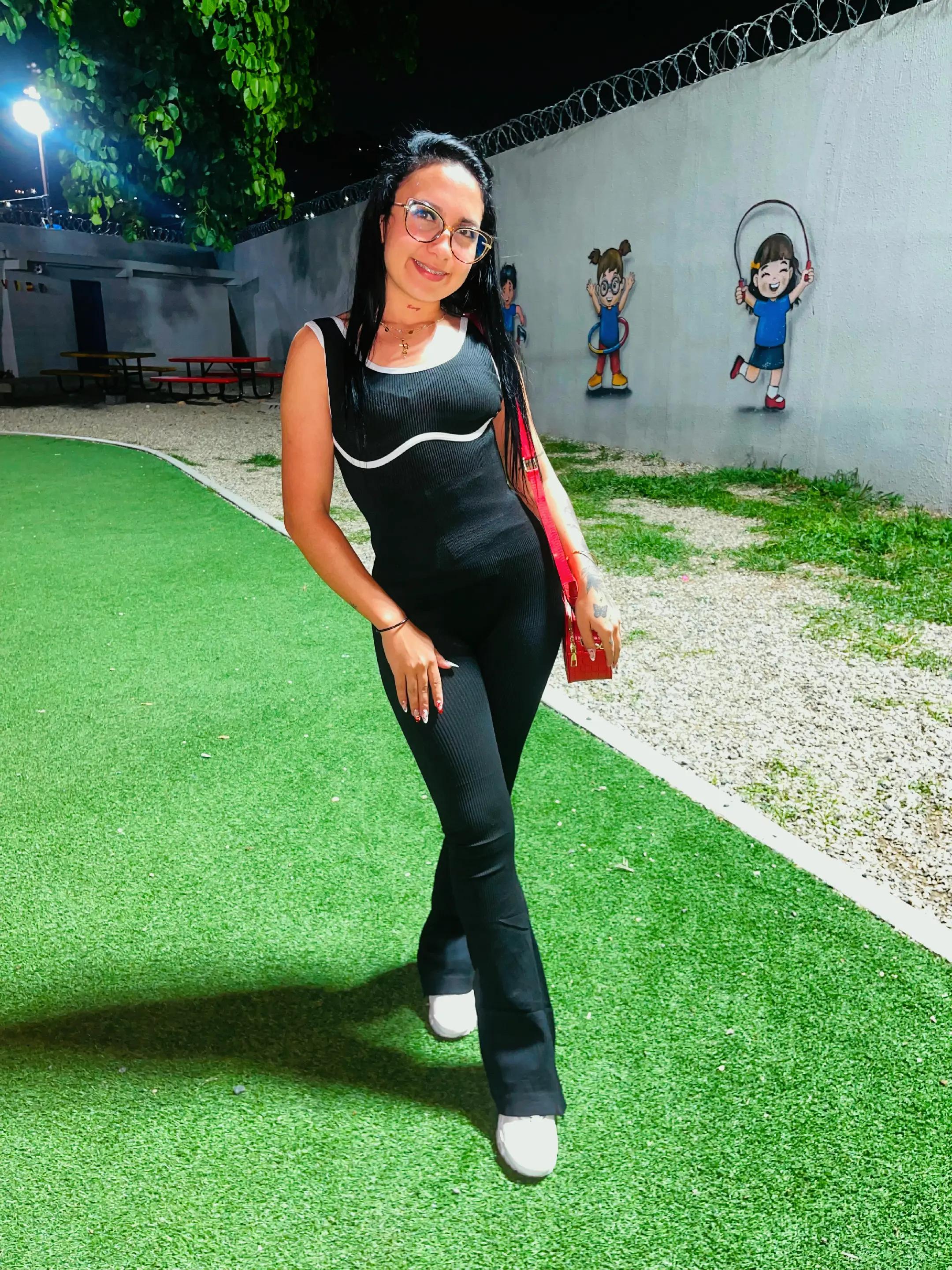 @Eimy19