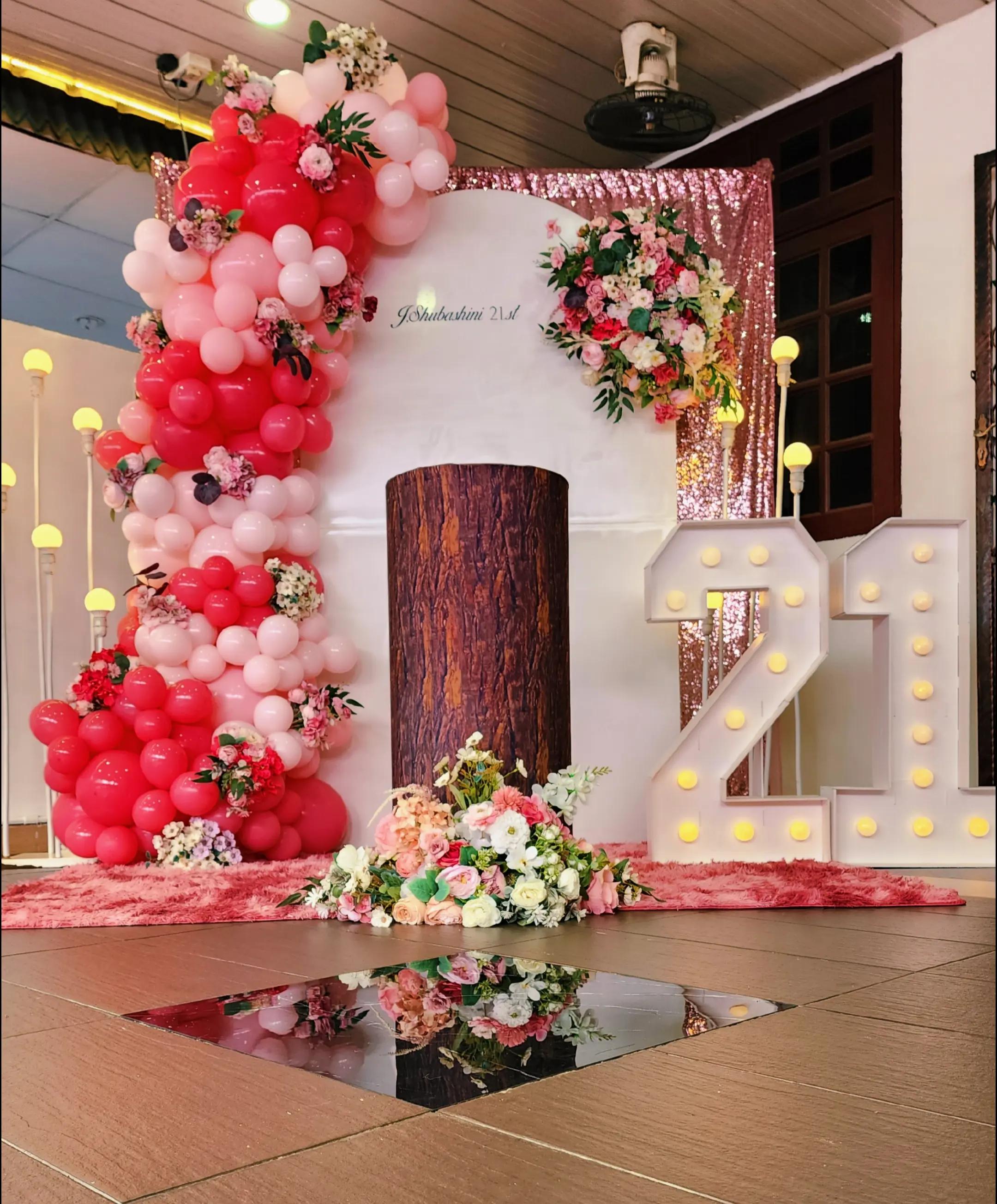 @Dream Decor