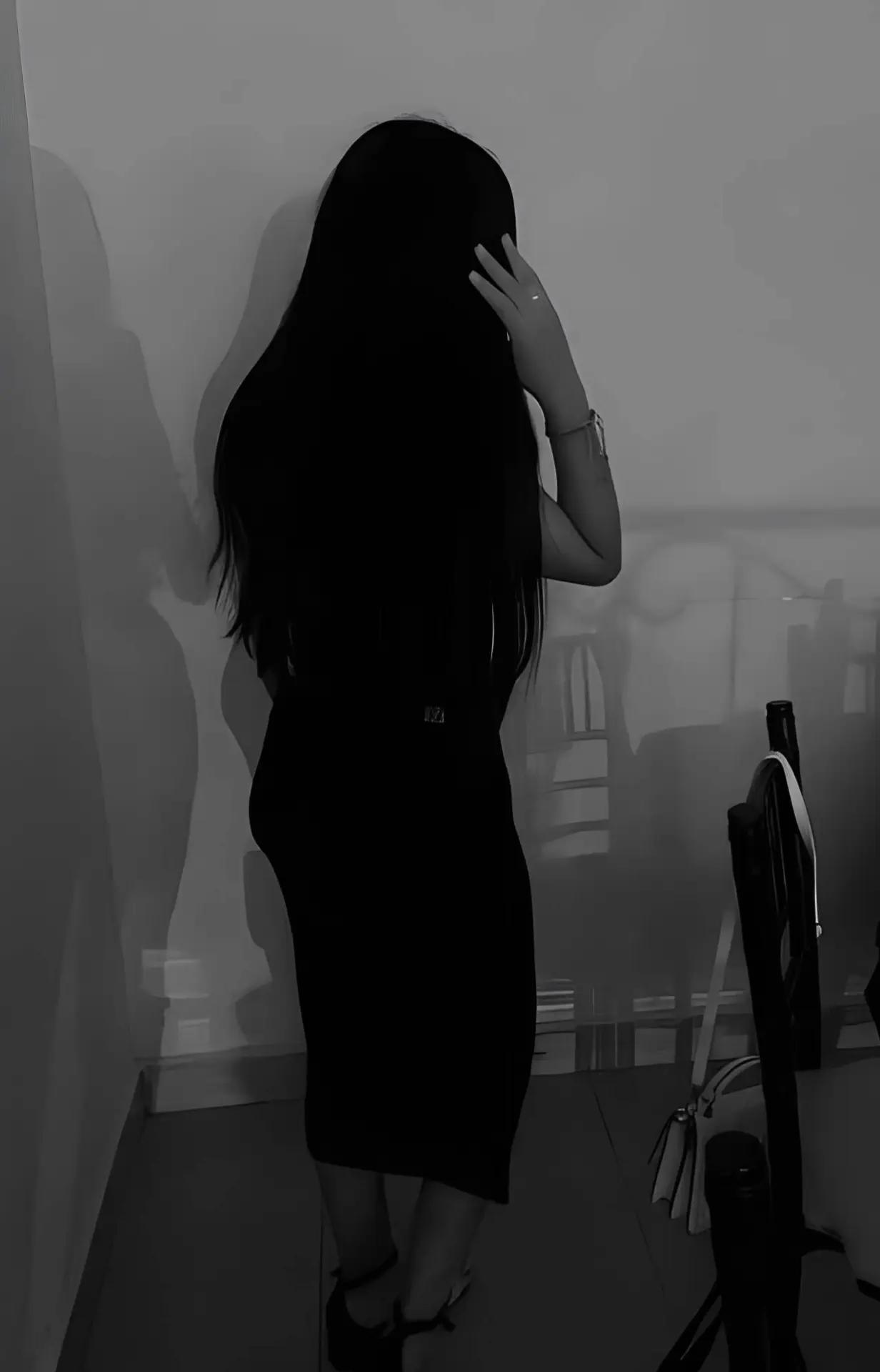 @𝓝𝓸𝓱𝓮𝓶𝓲🍒.