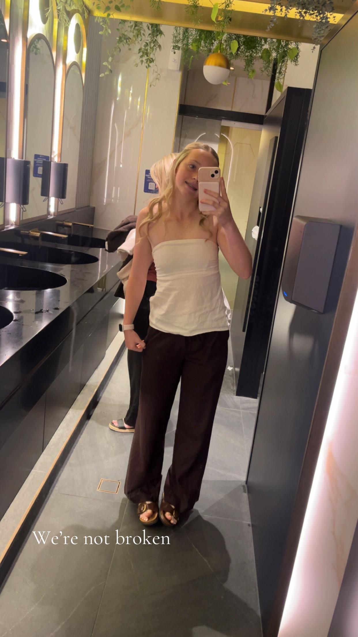@bella.ywnk
