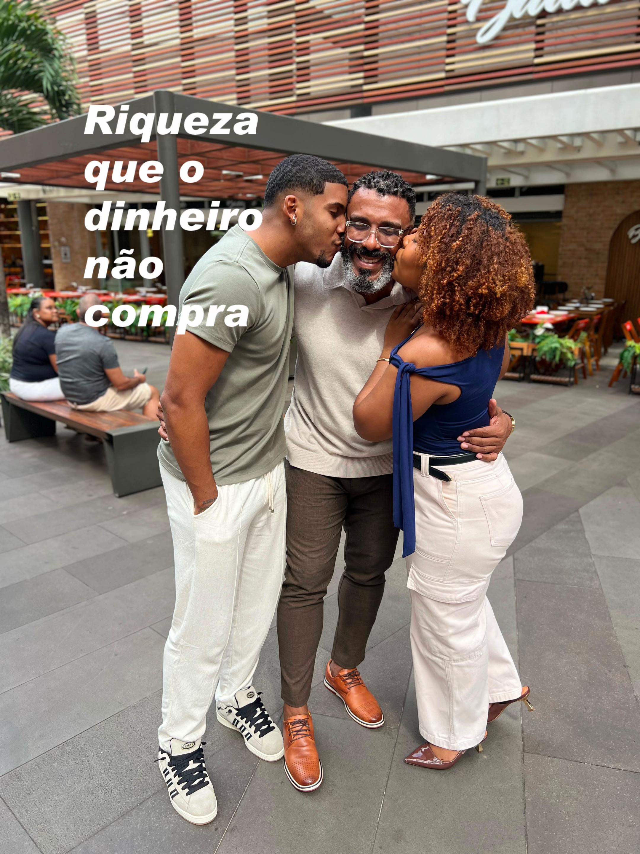 @Alexandre Fam&iacute;lia