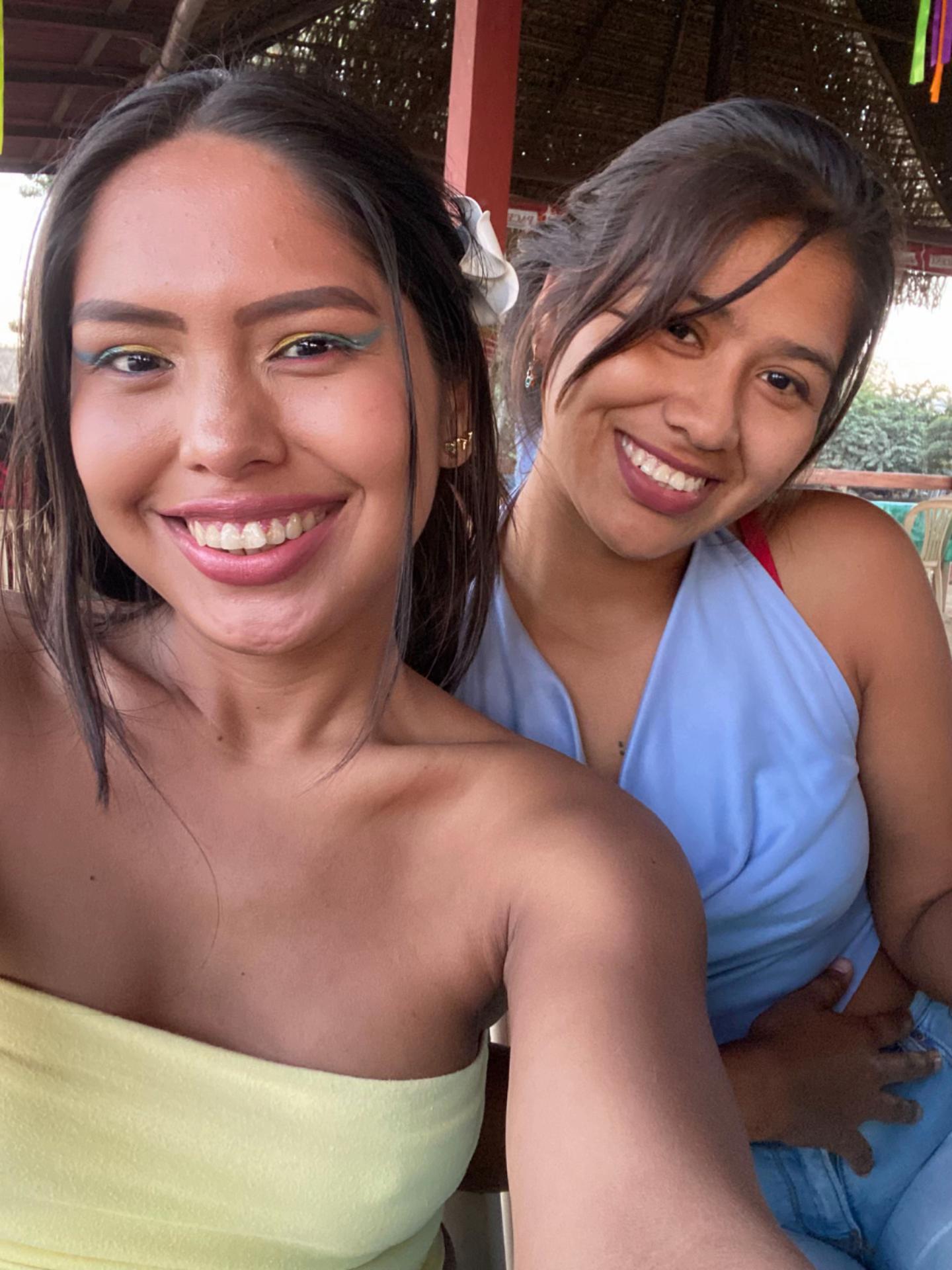 @Beniana 💚.