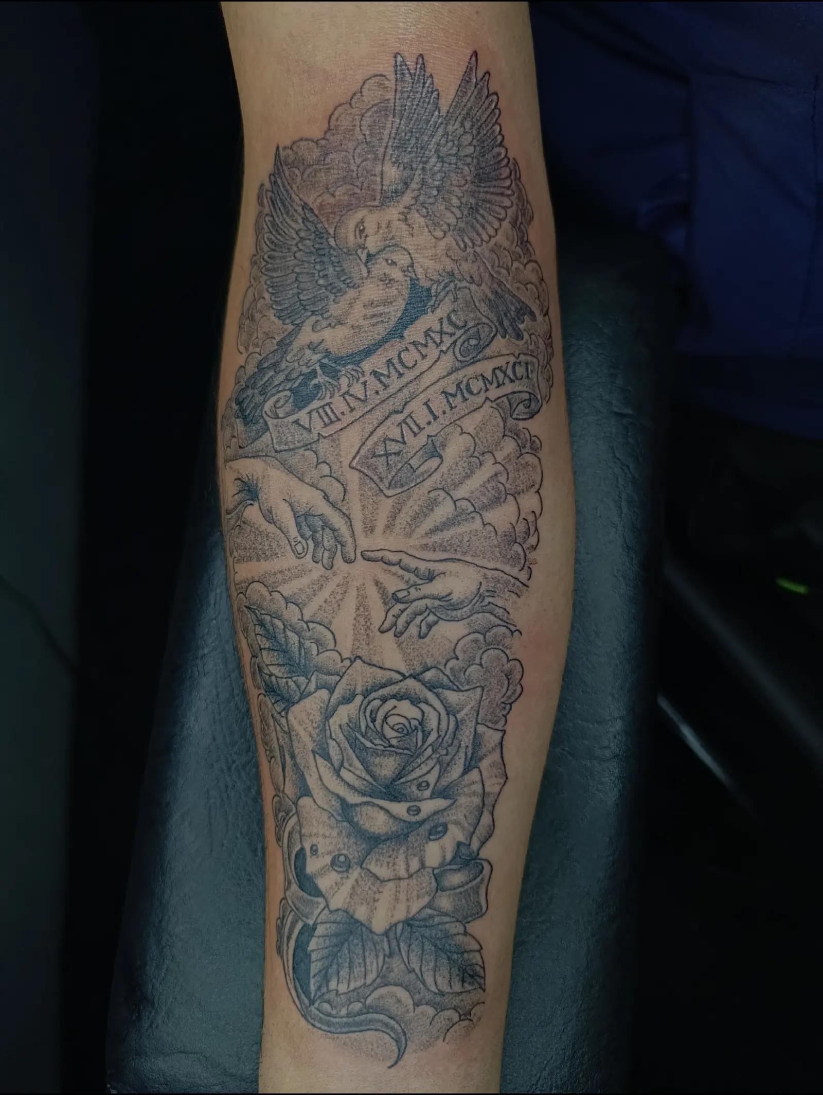 @Hilaria.tattoo