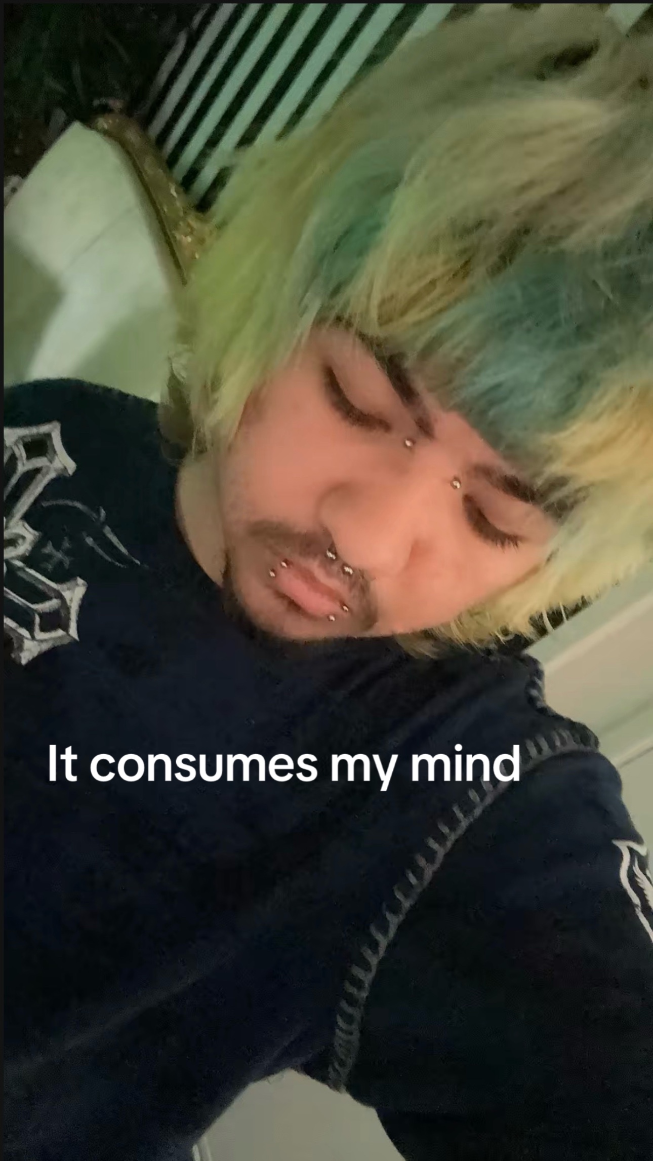 @livingdeadboy