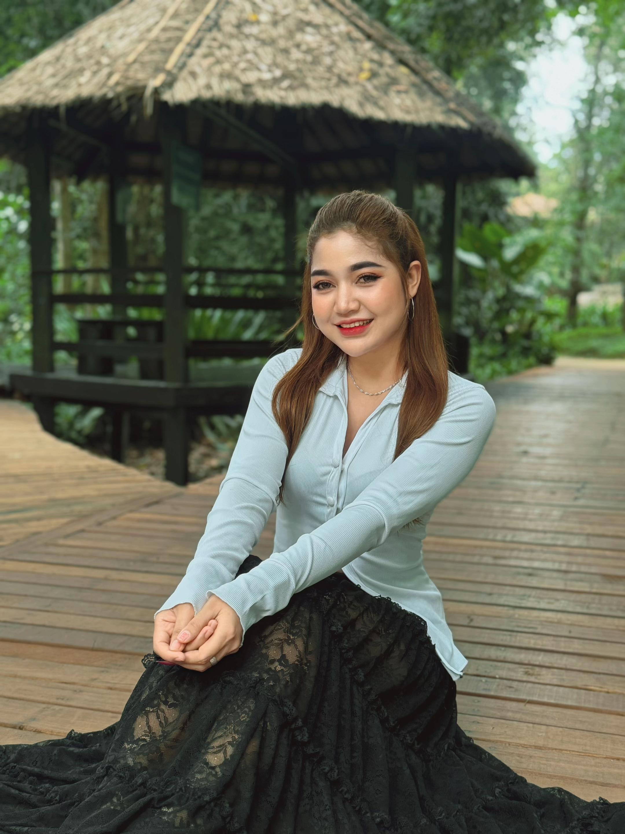 @Kyi Pyar ( OFFICIAL)