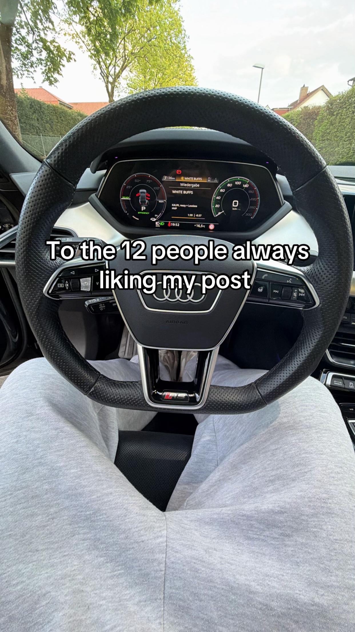 @Dezou
