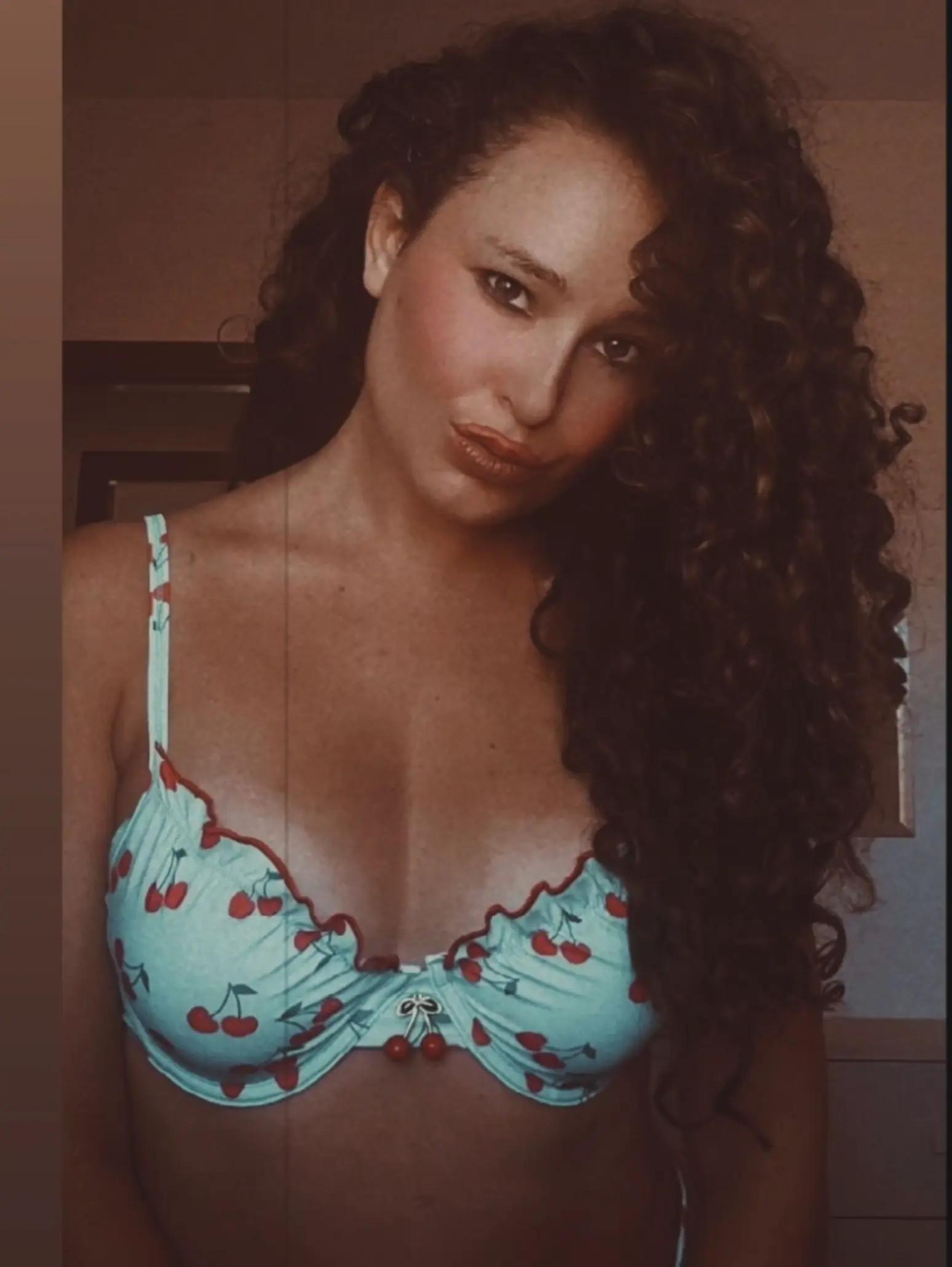 @Debora
