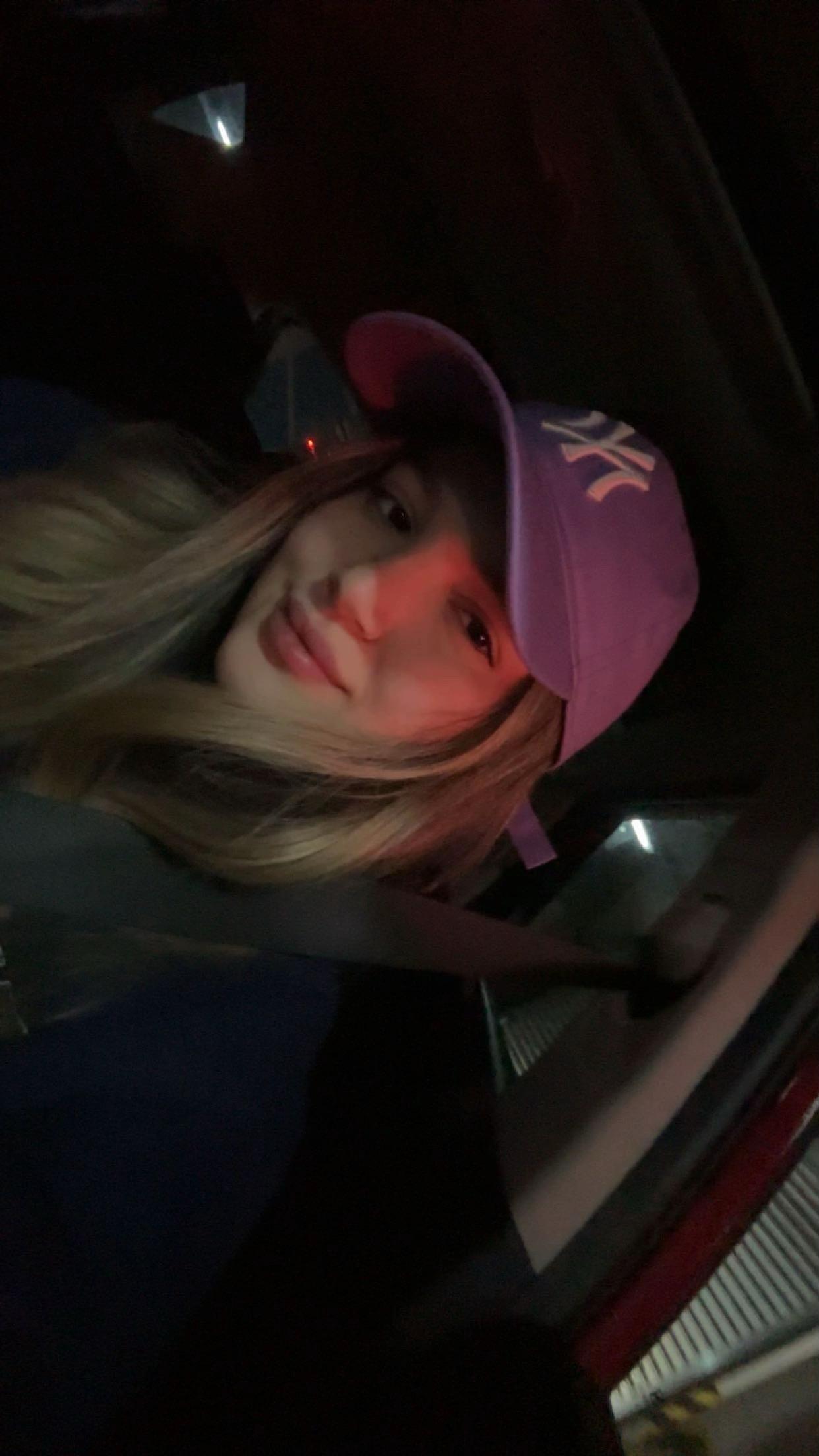 @Aydora