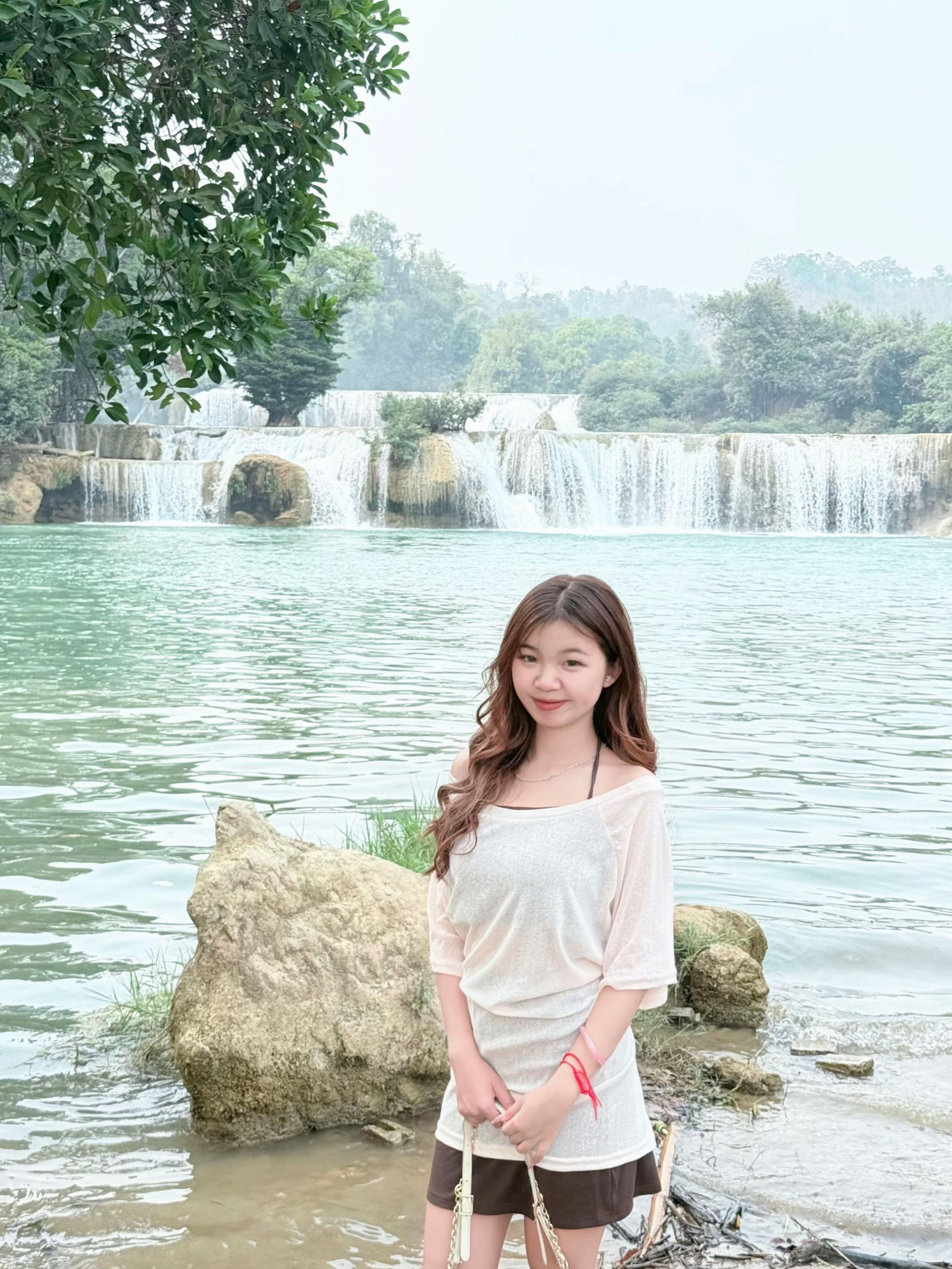 @Hyoeee <3