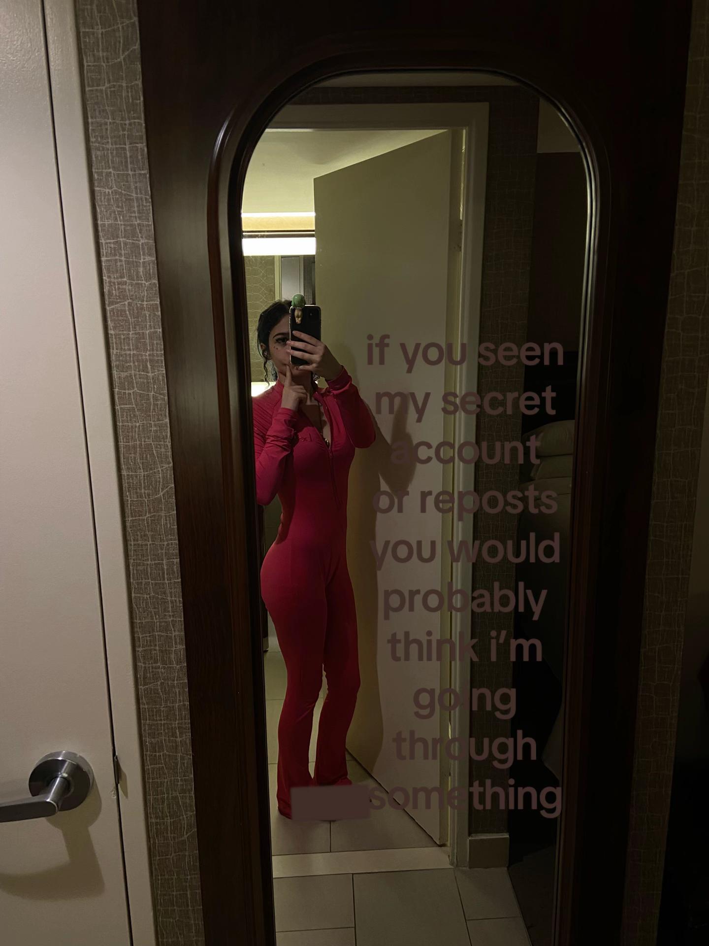 @️