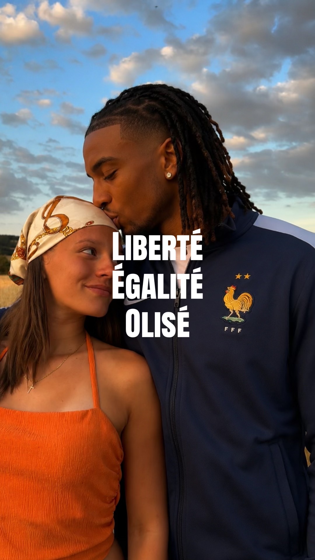 @No&eacute;lie