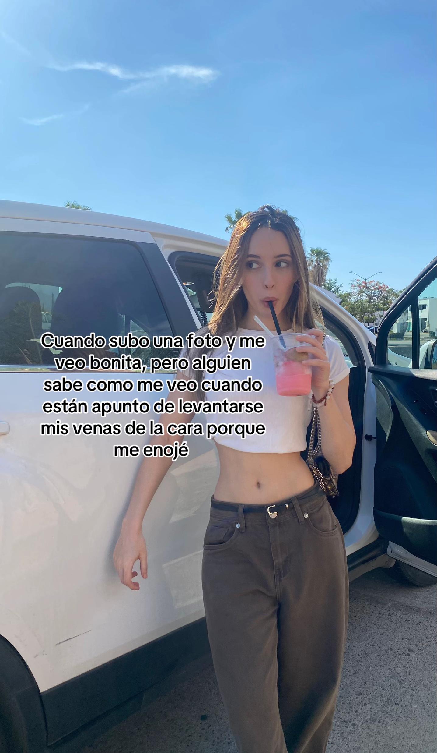 @Evelia
