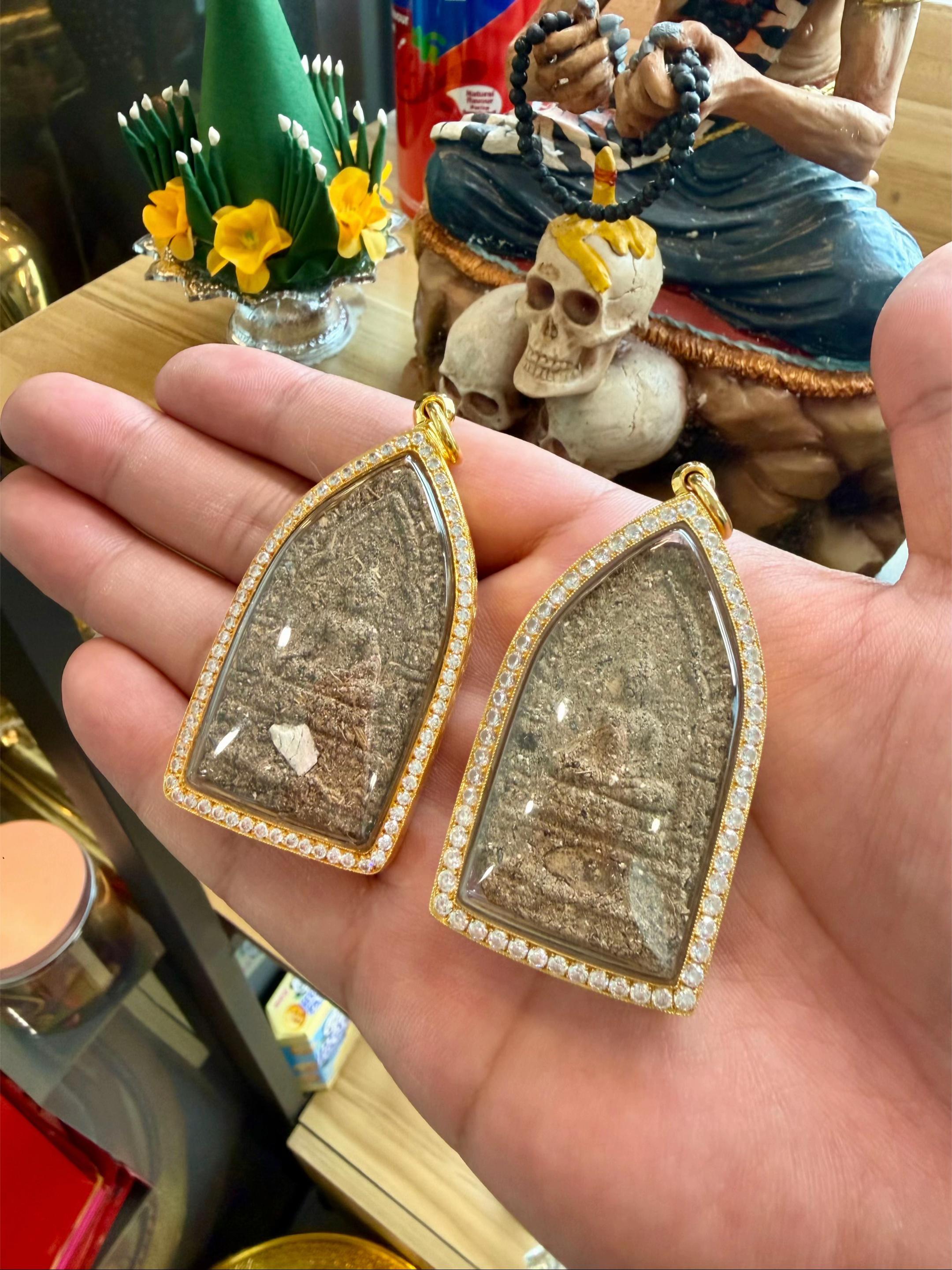 @Seneh House Amulet