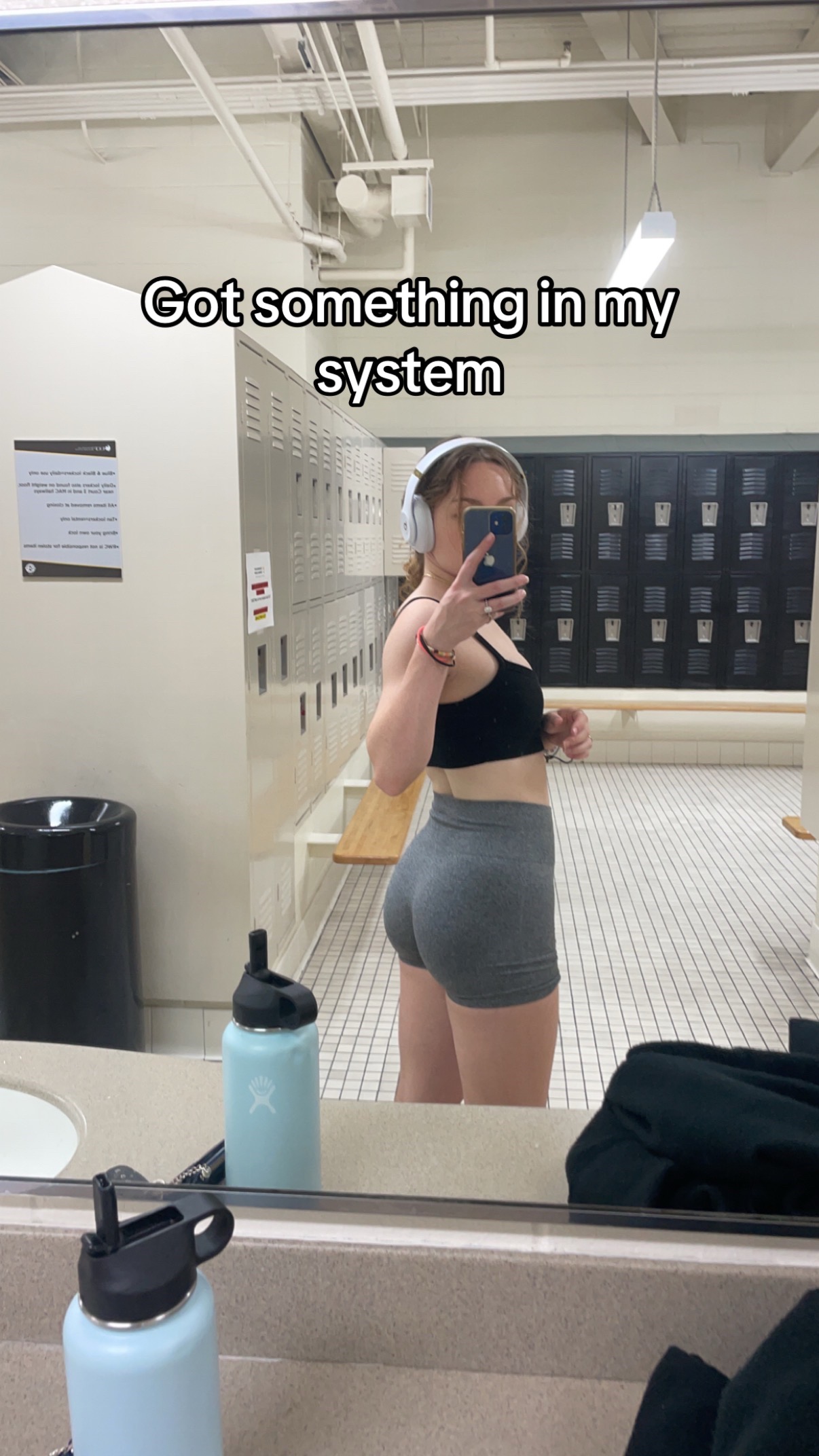 @lindseylicata_