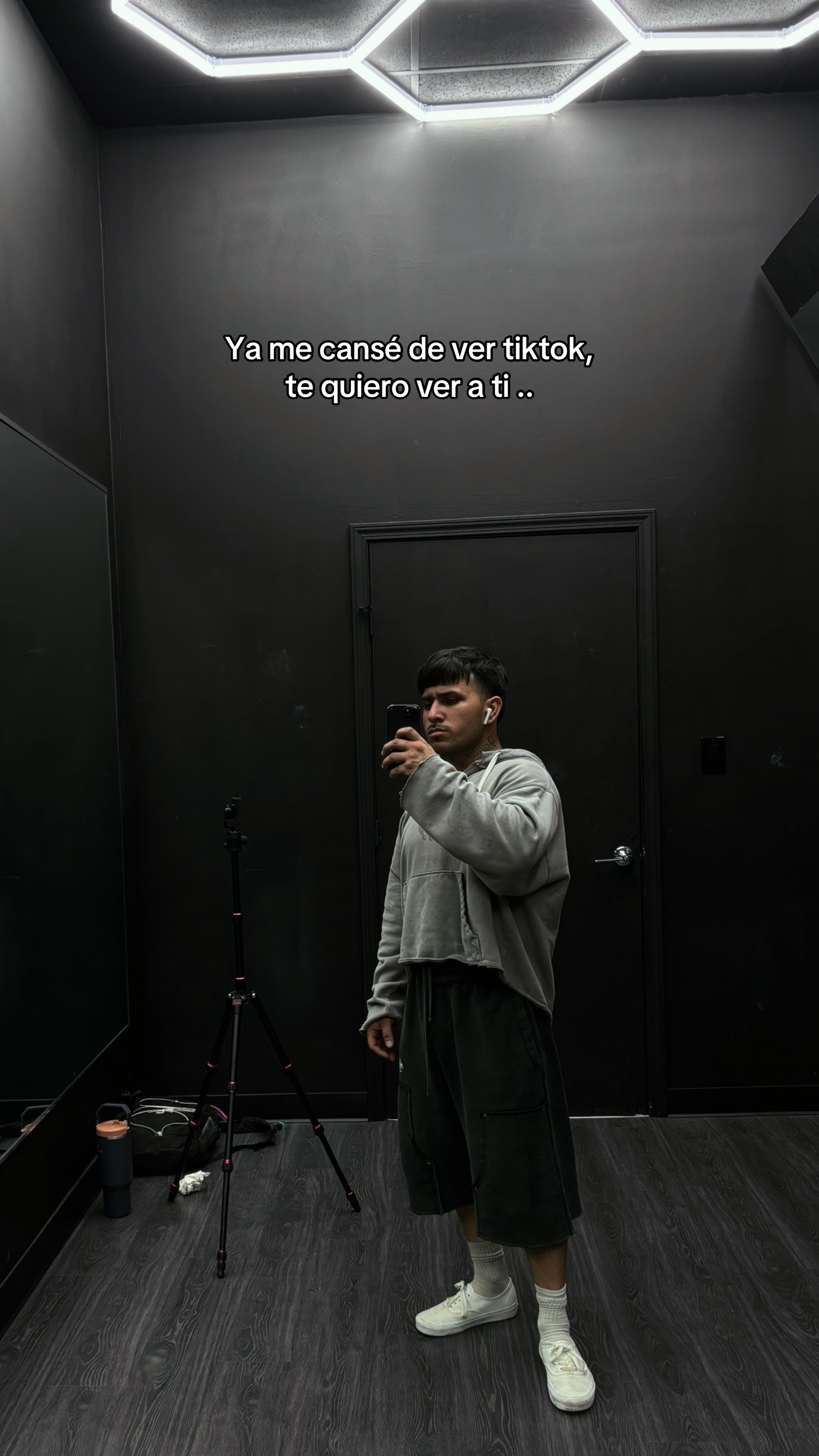 @Jovanny ✞