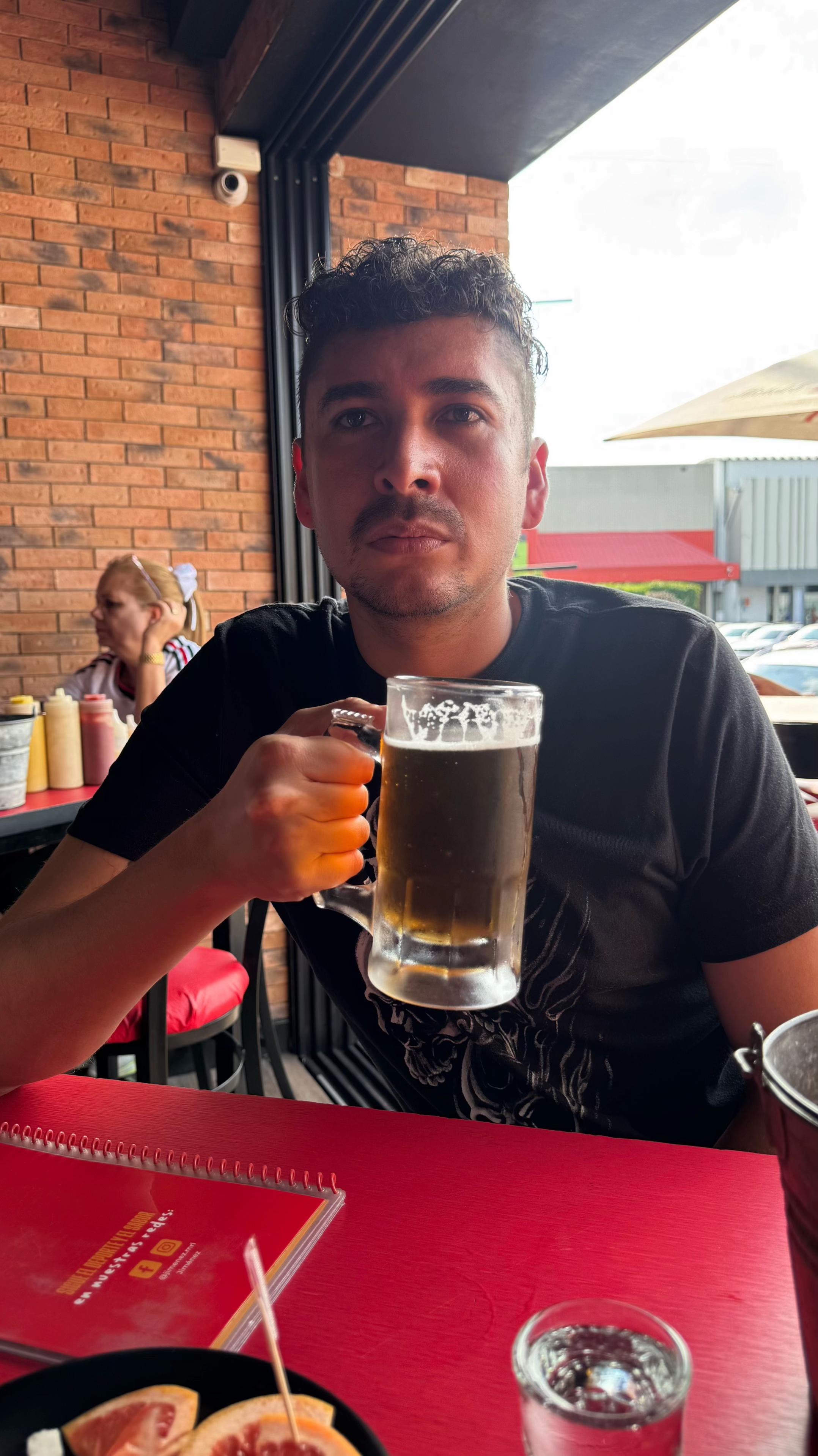 @Alejandro Lucio