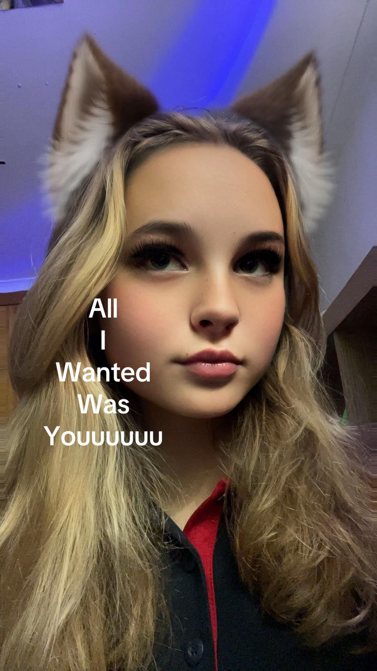 @𝒜 🦖